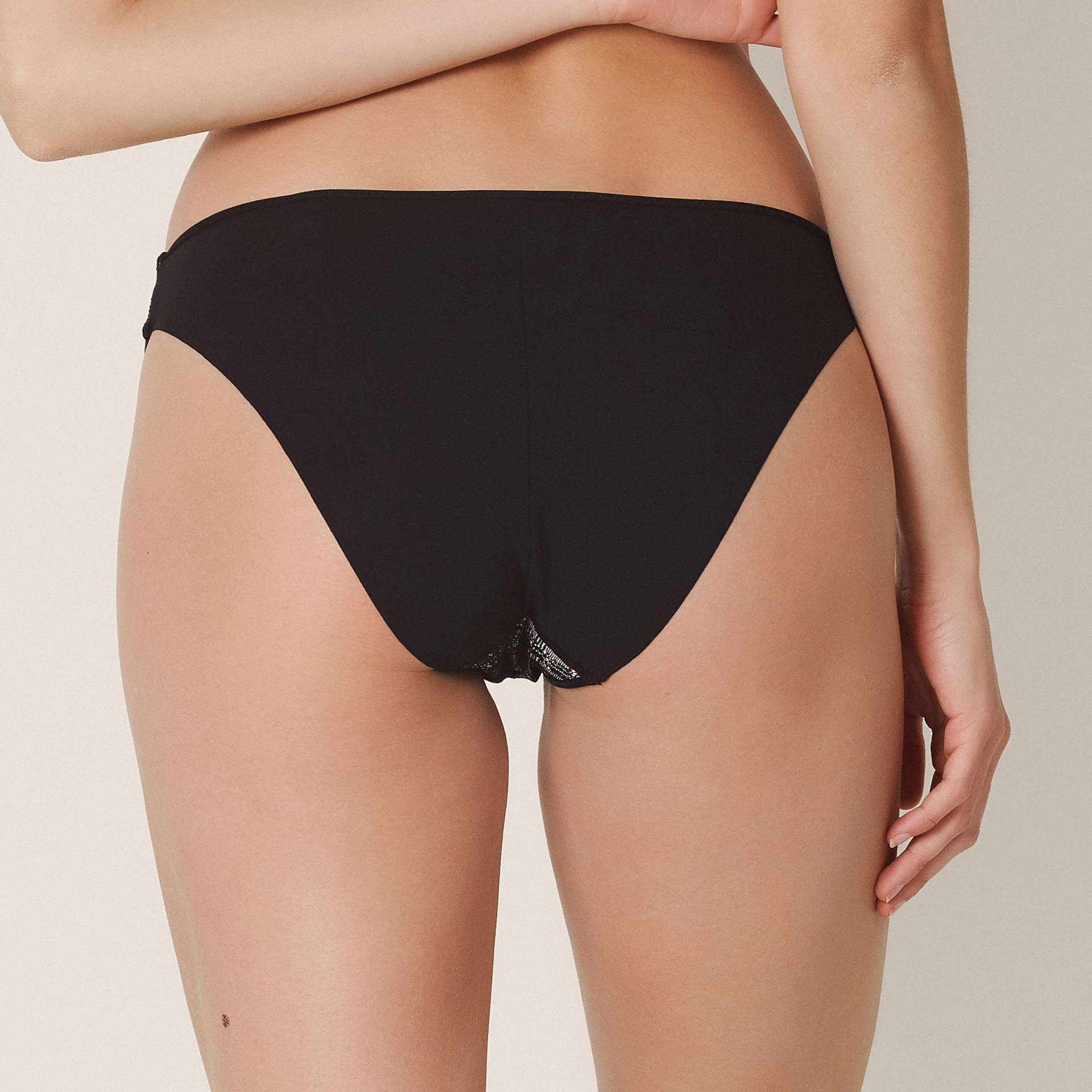 slip L'Aventure Arne