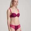ANNA amarena string ANNA amarena string