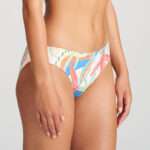 TARIFA Tropical blossom bikini rioslipLET OP >> enkel als setje te koop