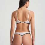 NOORAH Black&Blush string