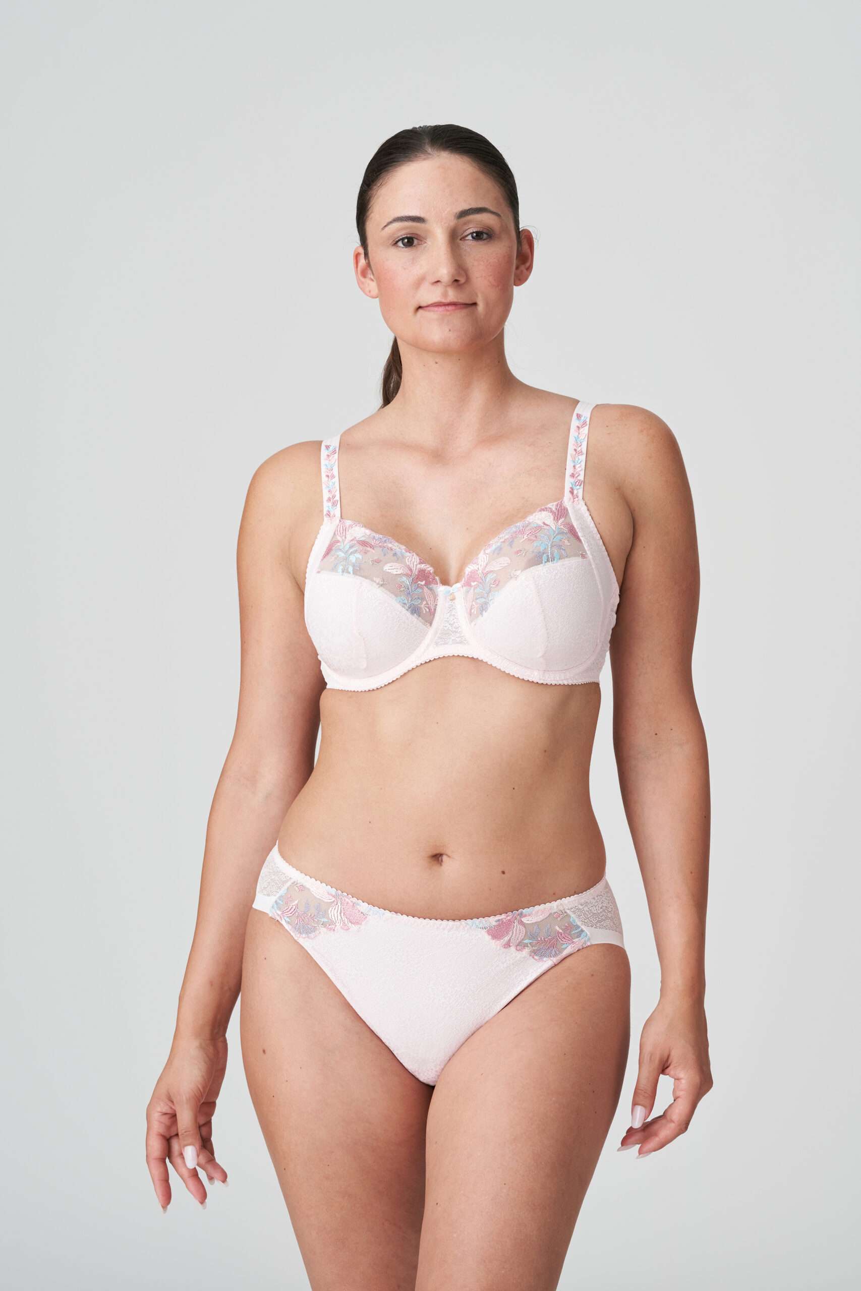 MOHALA Pastel Pink volle cup bh MOHALA Pastel Pink volle cup bh