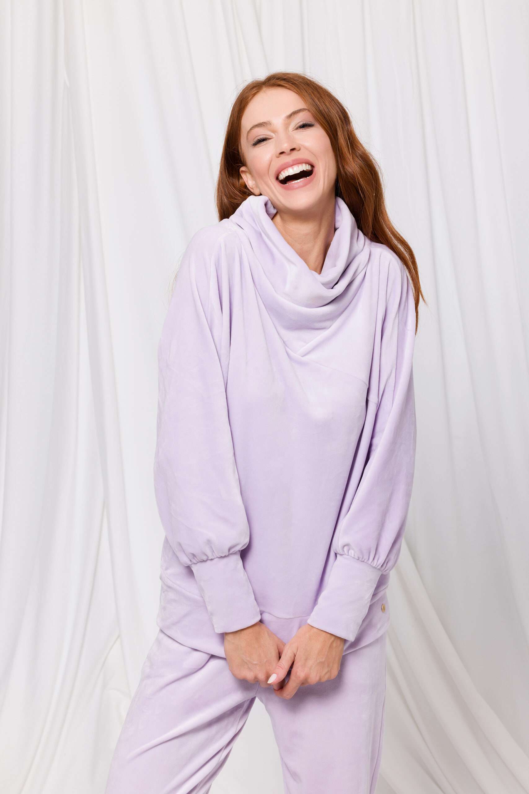 Lords x Lilies Dames sweater en broek, lila