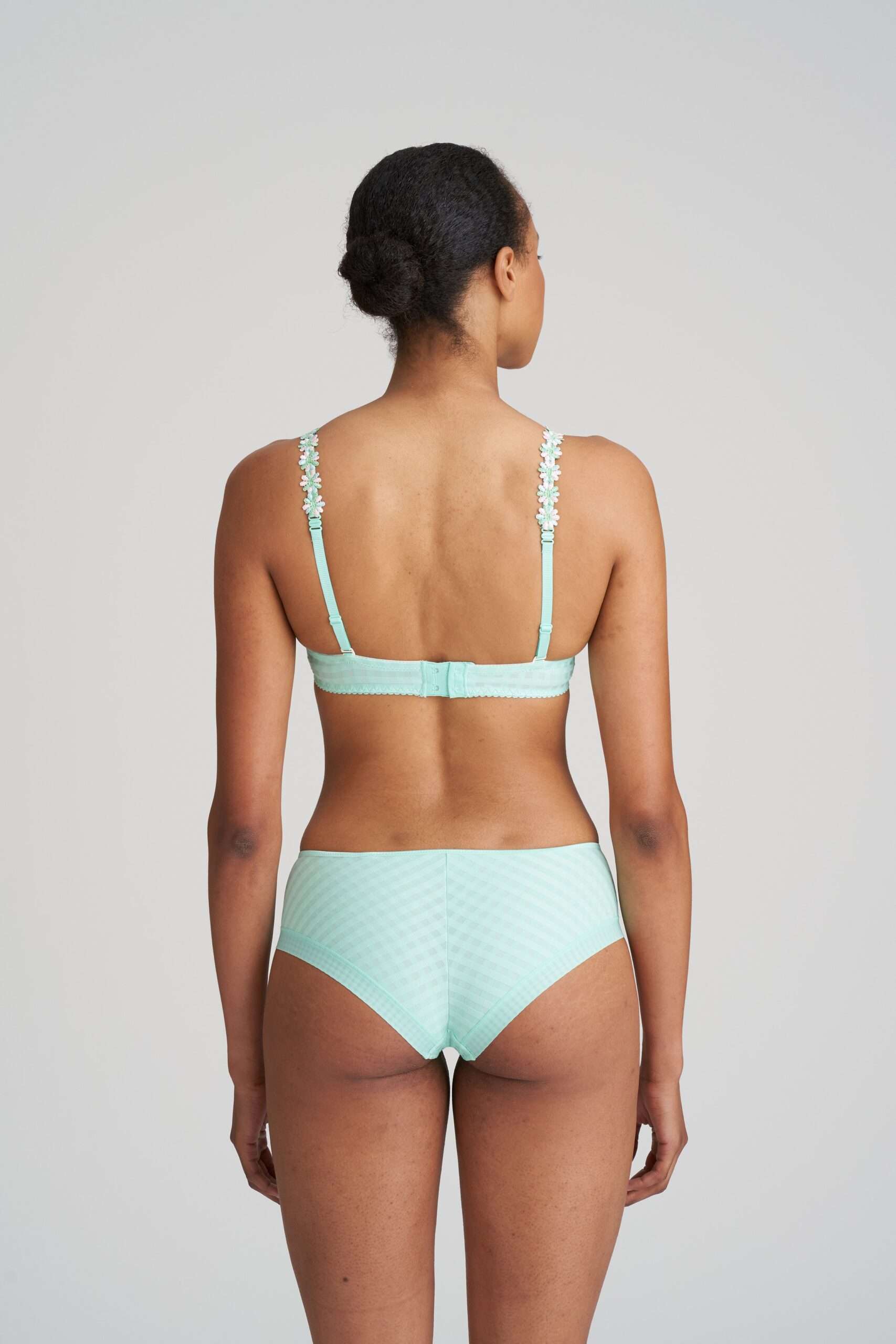 AVERO Miami mint hotpants