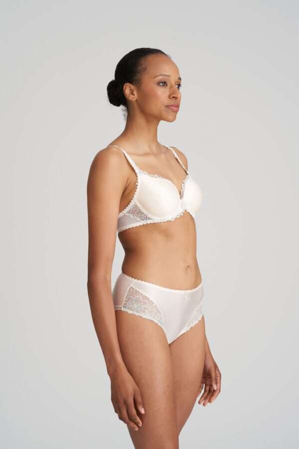 JANE Boudoir Cream tailleslip