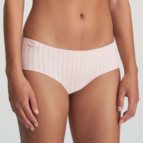 AVERO pearly pink short