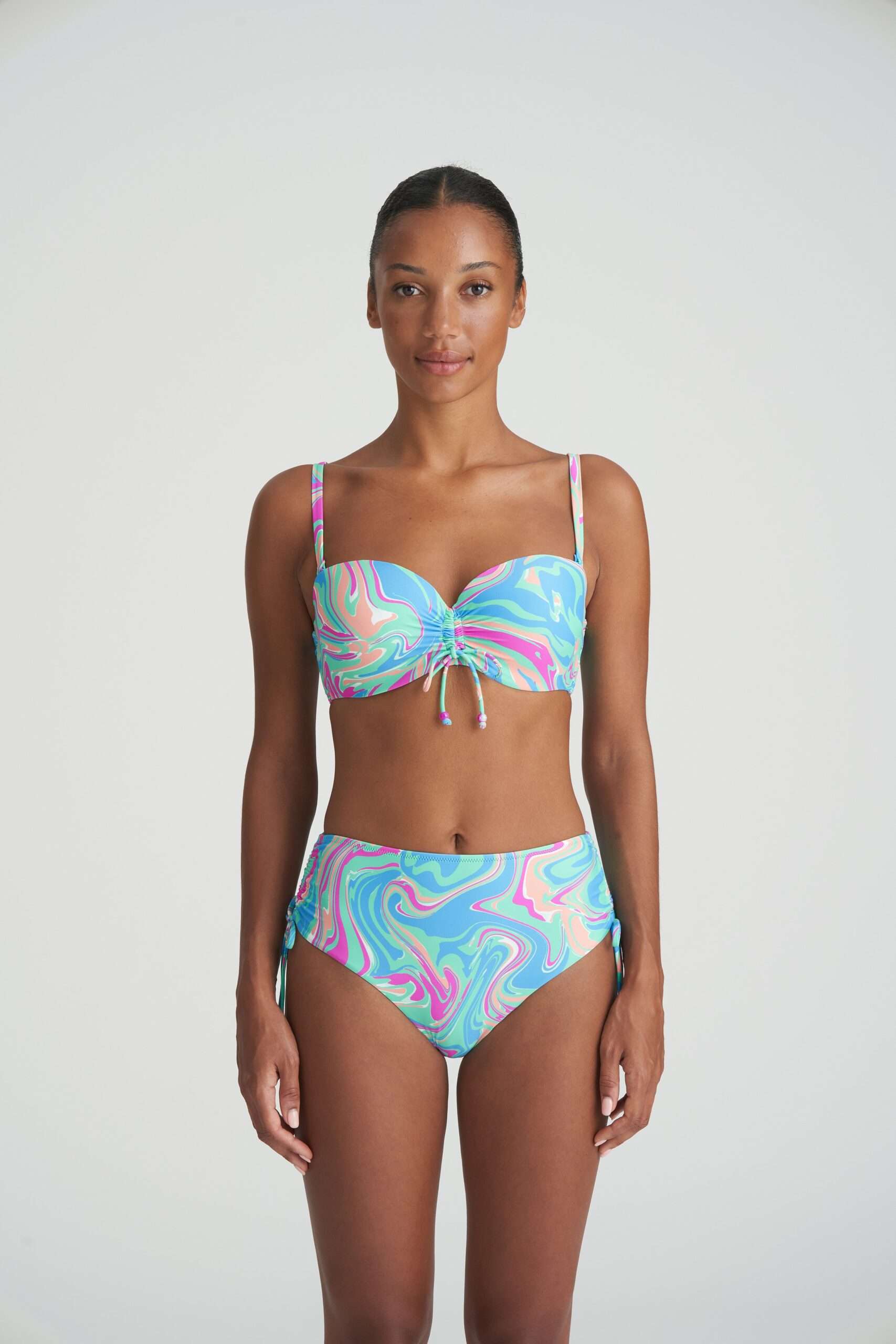 ARUBANI Ocean Swirl voorgevormde bikini strapless (enkel te koop als setje) ARUBANI Ocean Swirl voorgevormde bikini strapless (enkel te koop als setje)