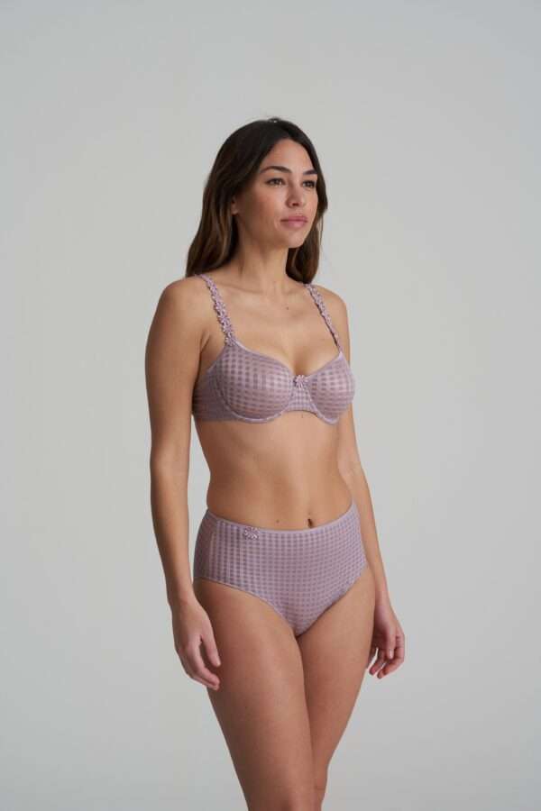 AVERO Soft Sand tailleslip