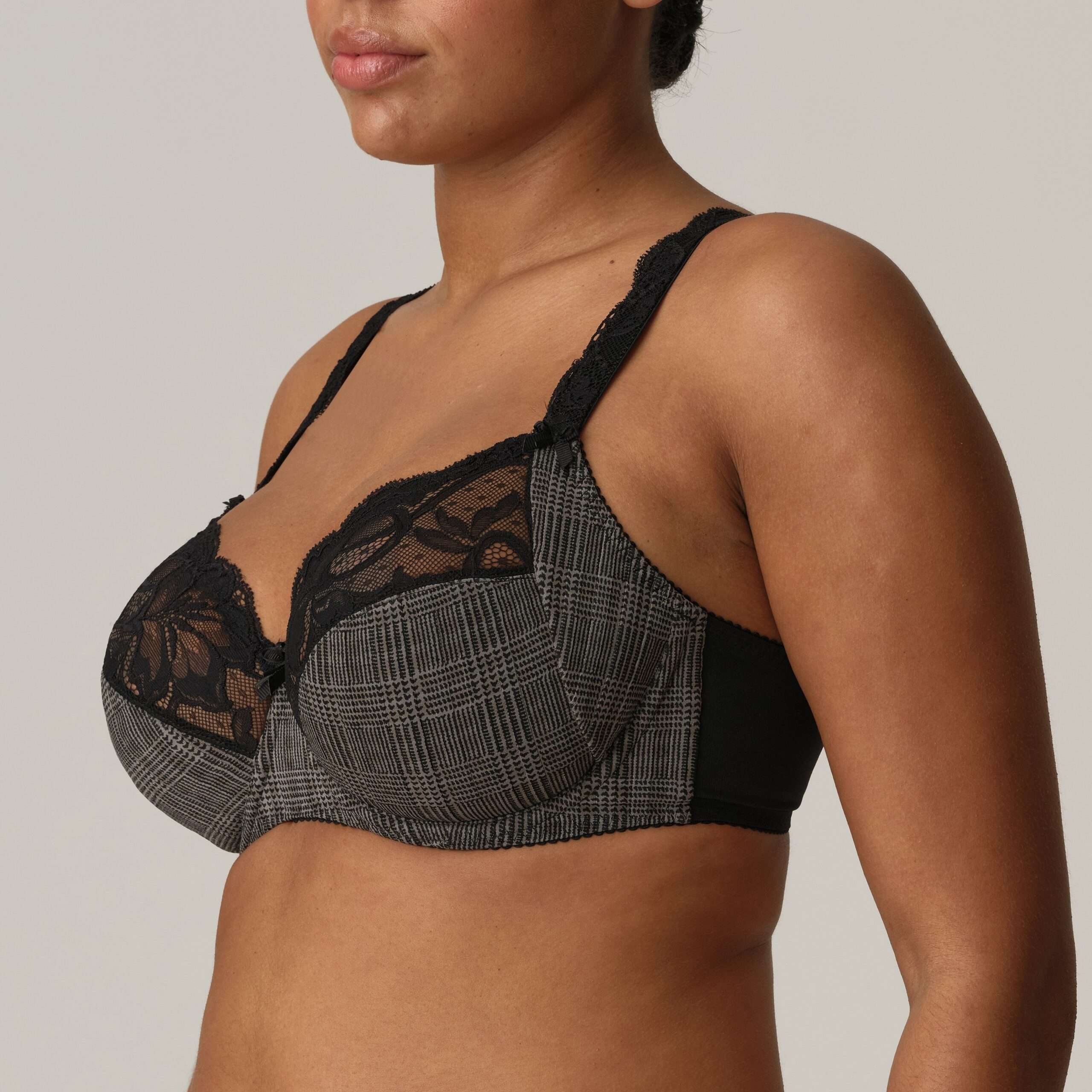 MADISON Black Tailor volle cup bh MADISON Black Tailor volle cup bh