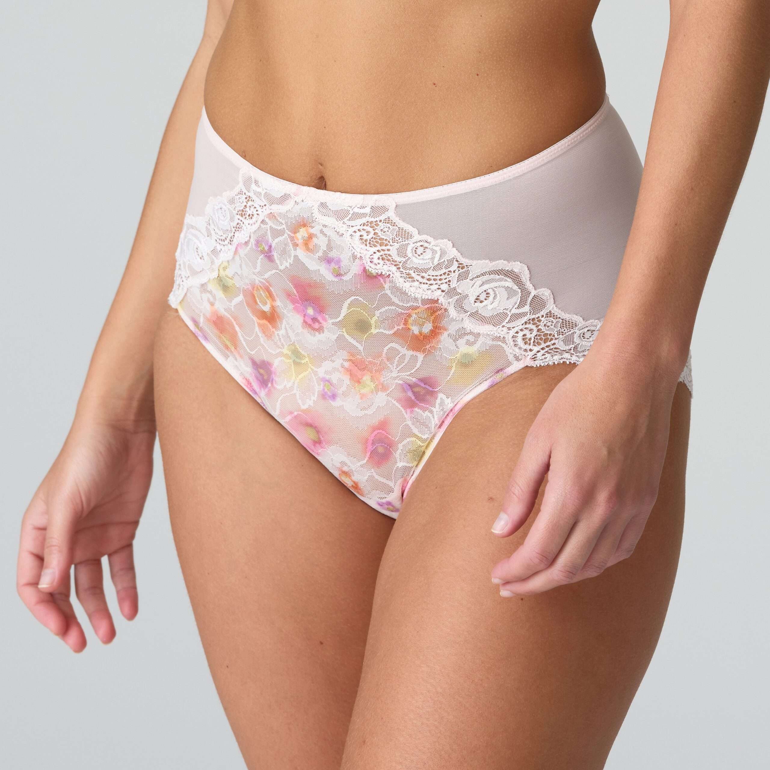SELYNA gardenia rose tailleslip