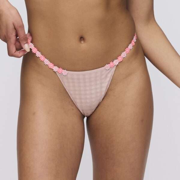 AVERO TINY Powder Rose string