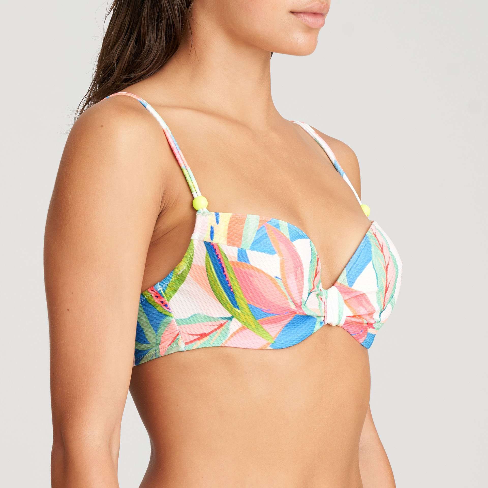 TARIFA Tropical blossom bikini diep decol. met mousse LET OP >> enkel als setje te koop