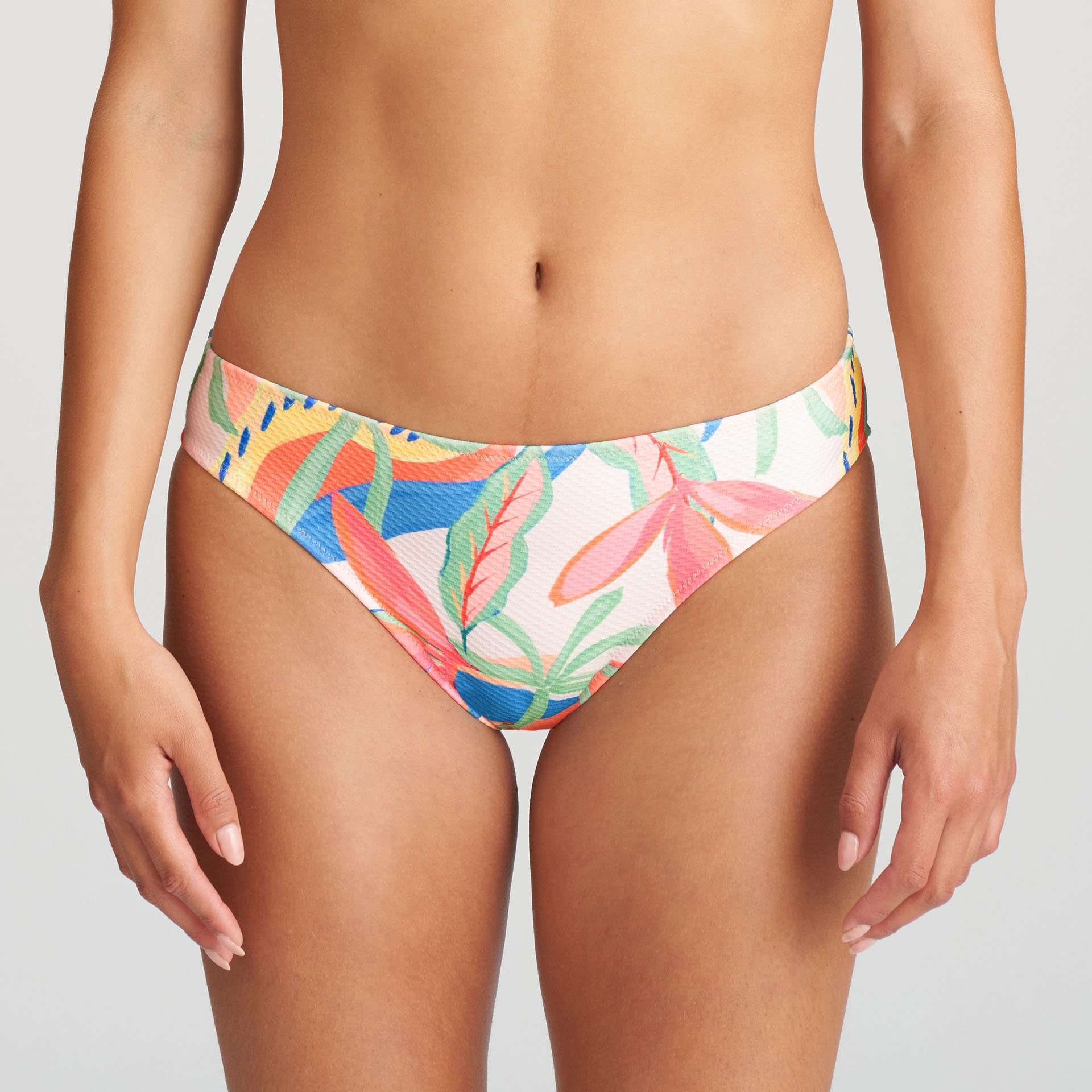 TARIFA Tropical blossom bikini rioslipLET OP >> enkel als setje te koop