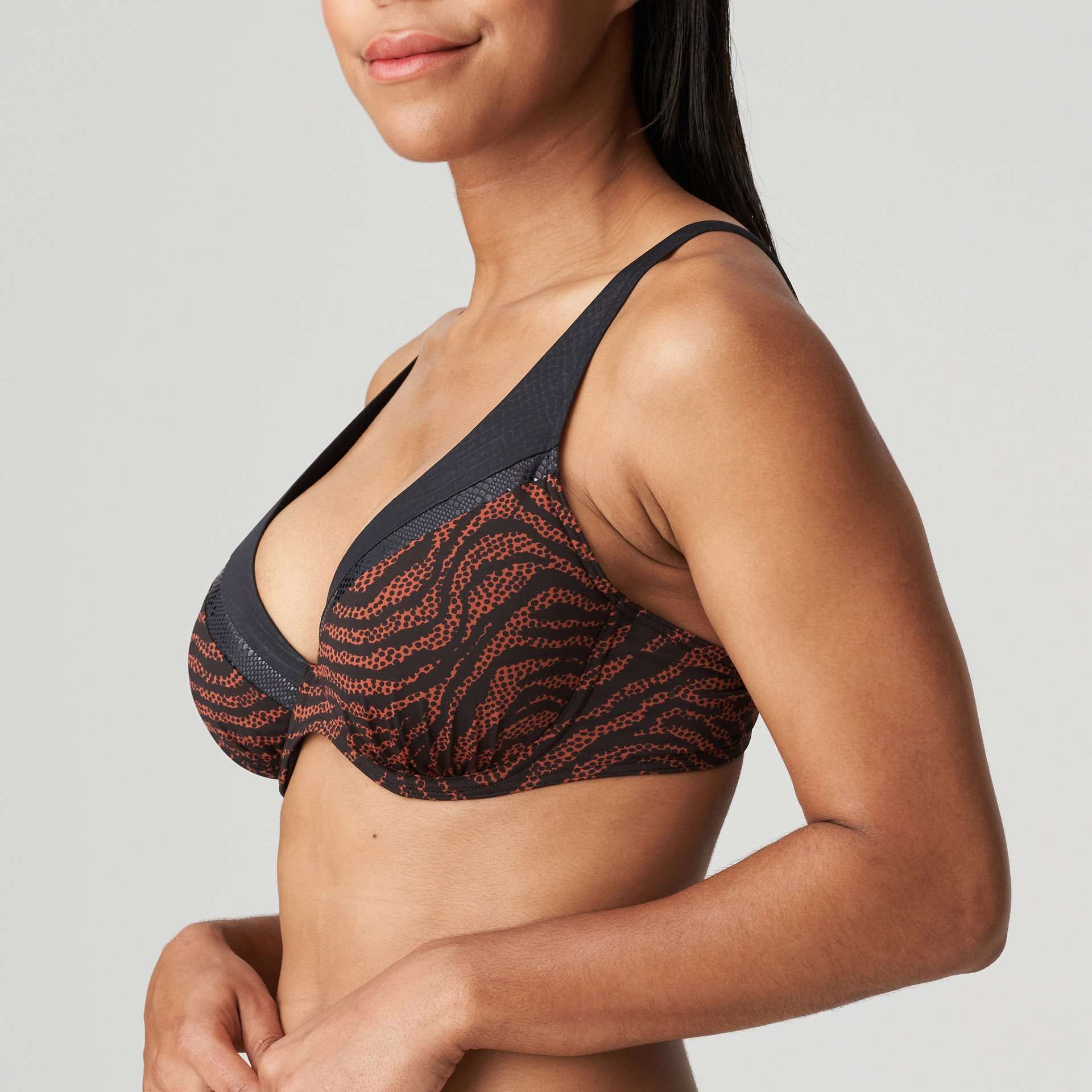 ISSAMBRES zwart triangelbikini met mousse cups LET OP >> enkel als setje te koop