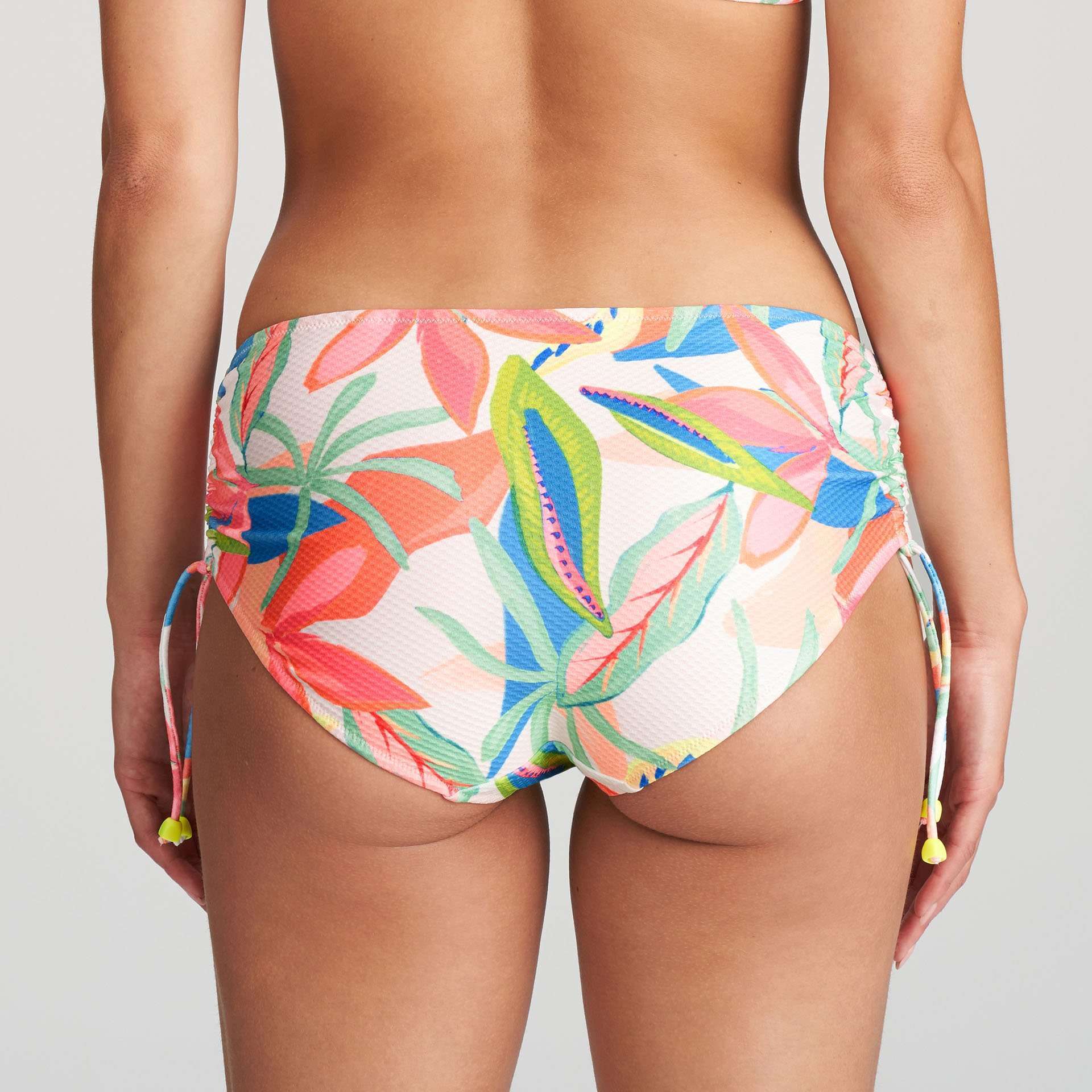 TARIFA Tropical blossom bikini tailleslip met koordjes LET OP >> enkel als setje te koop