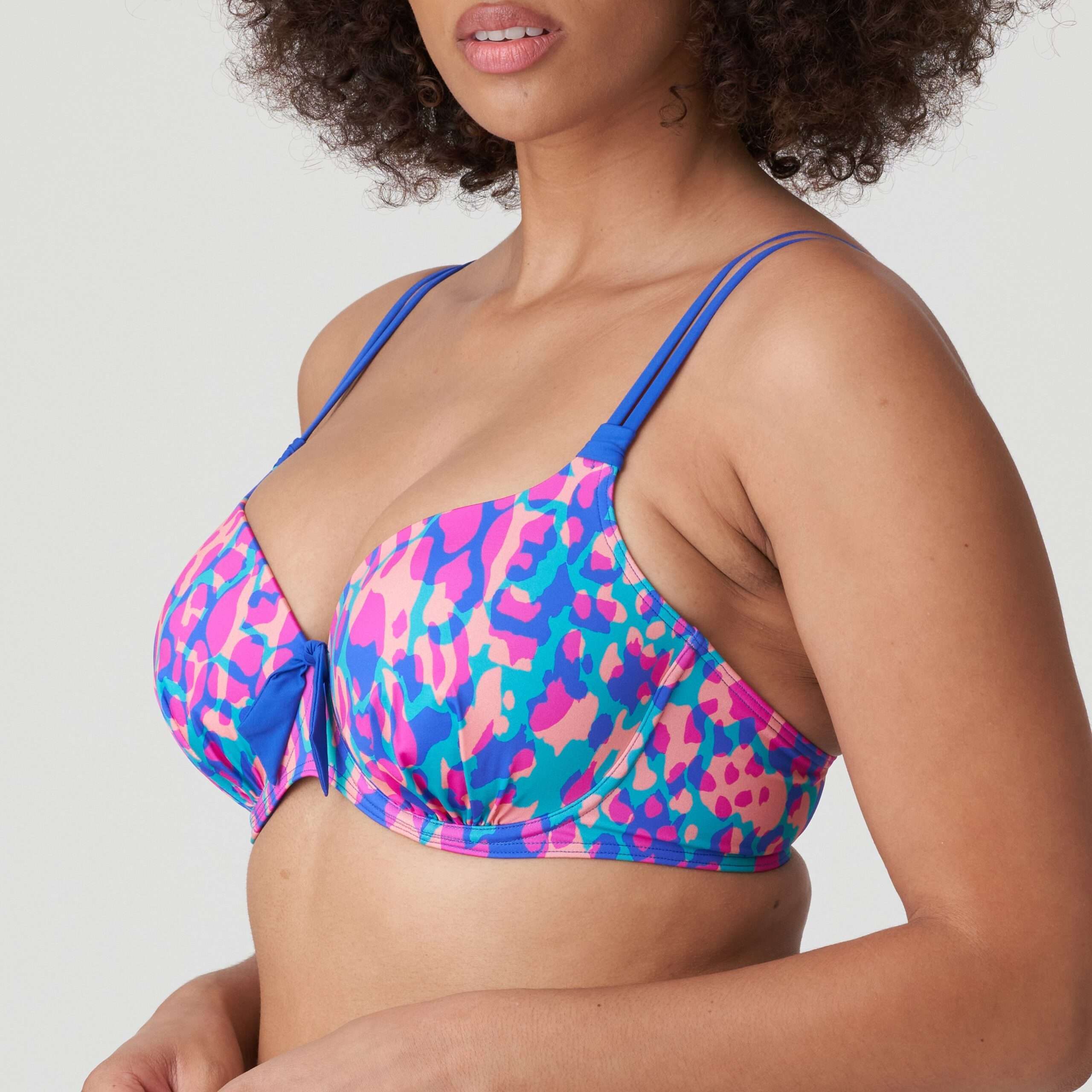 KARPEN Electric Blue voorgevormde bikini hartvorm >> enkel als setje te koop