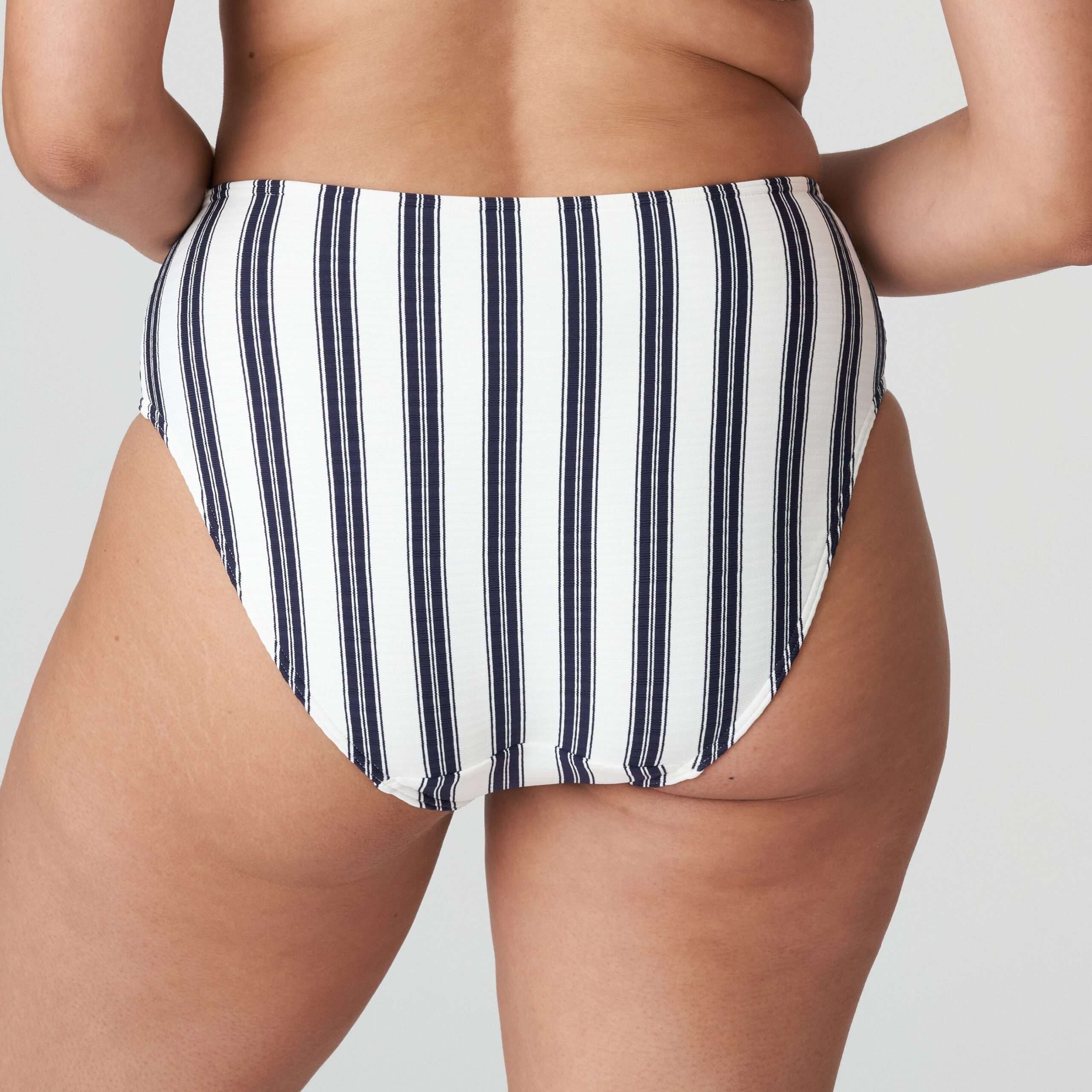 LEROS Natuur bikini tailleslip >> ENKEL TE KOOP ALS SETJE