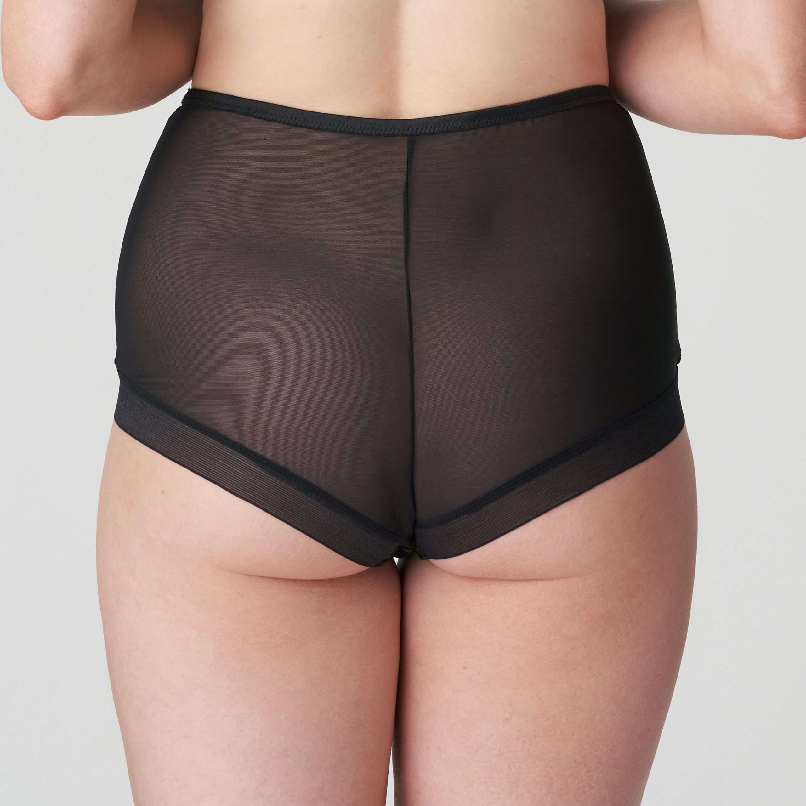 CHEYNEY Sultry Black hotpants