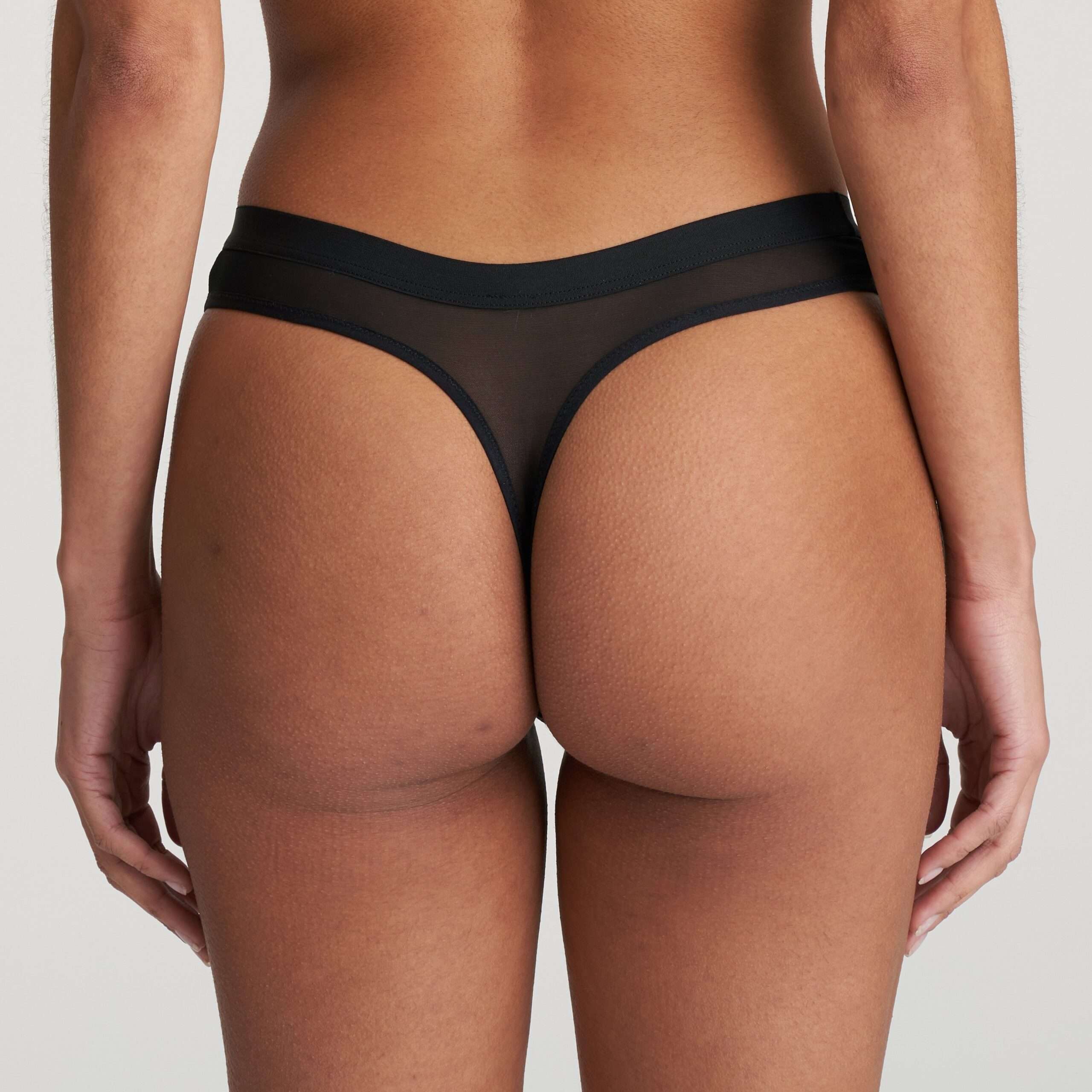 SEOUL Wild Black string