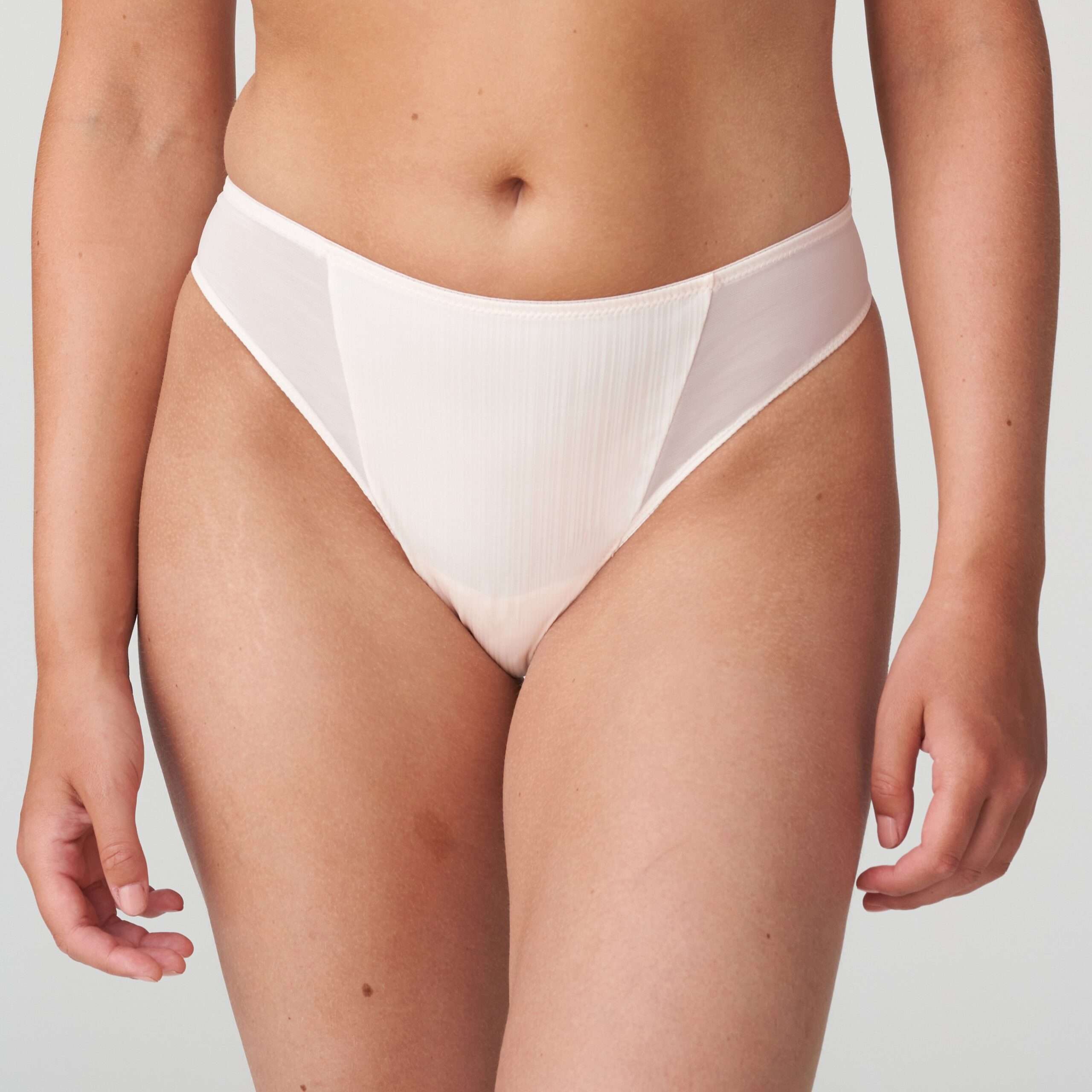 KNOKKE crystal pink string