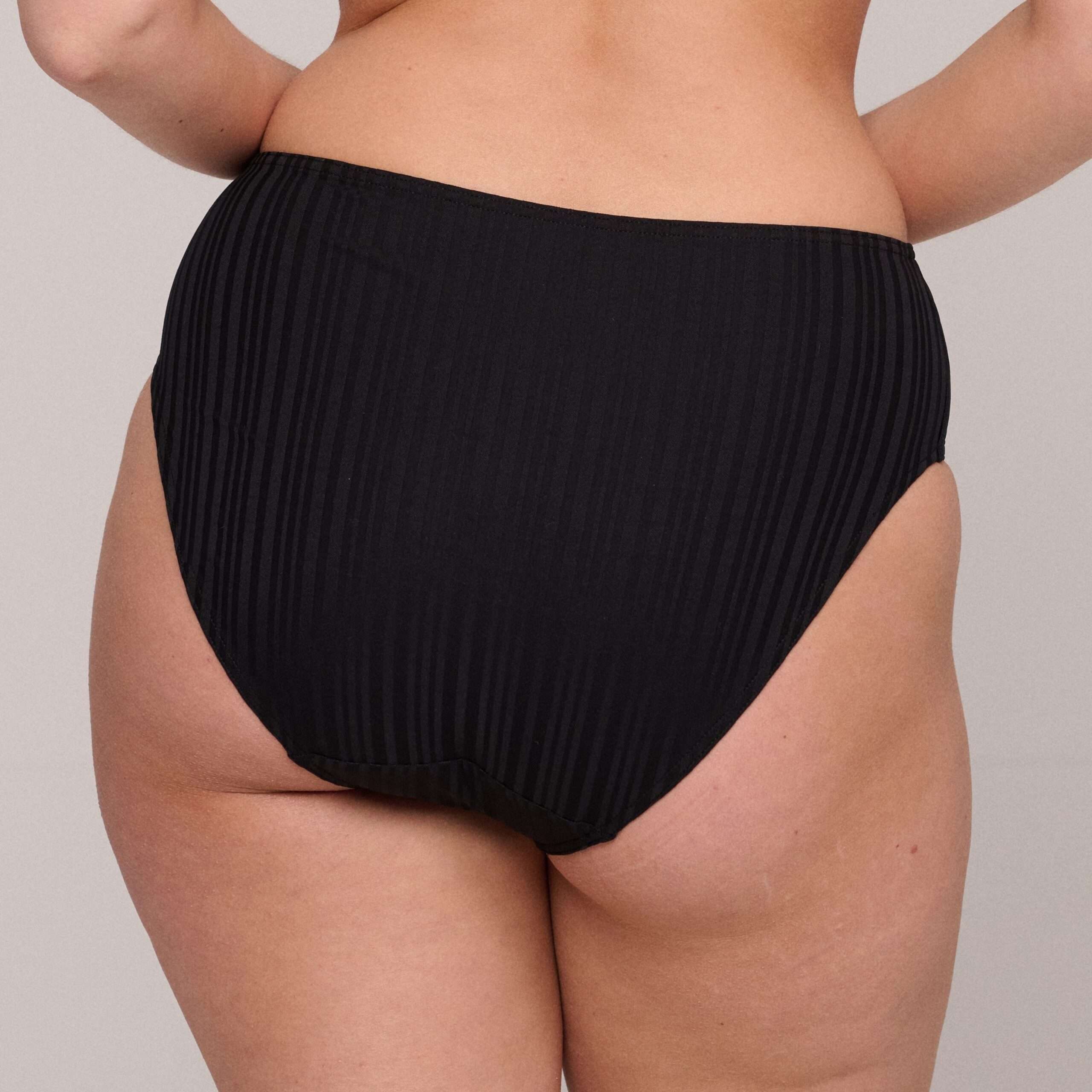 KIRUNA zwart bikini tailleslip