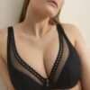 VIVGIRL zwart plunge bh halve mousse cups VIVGIRL zwart plunge bh halve mousse cups