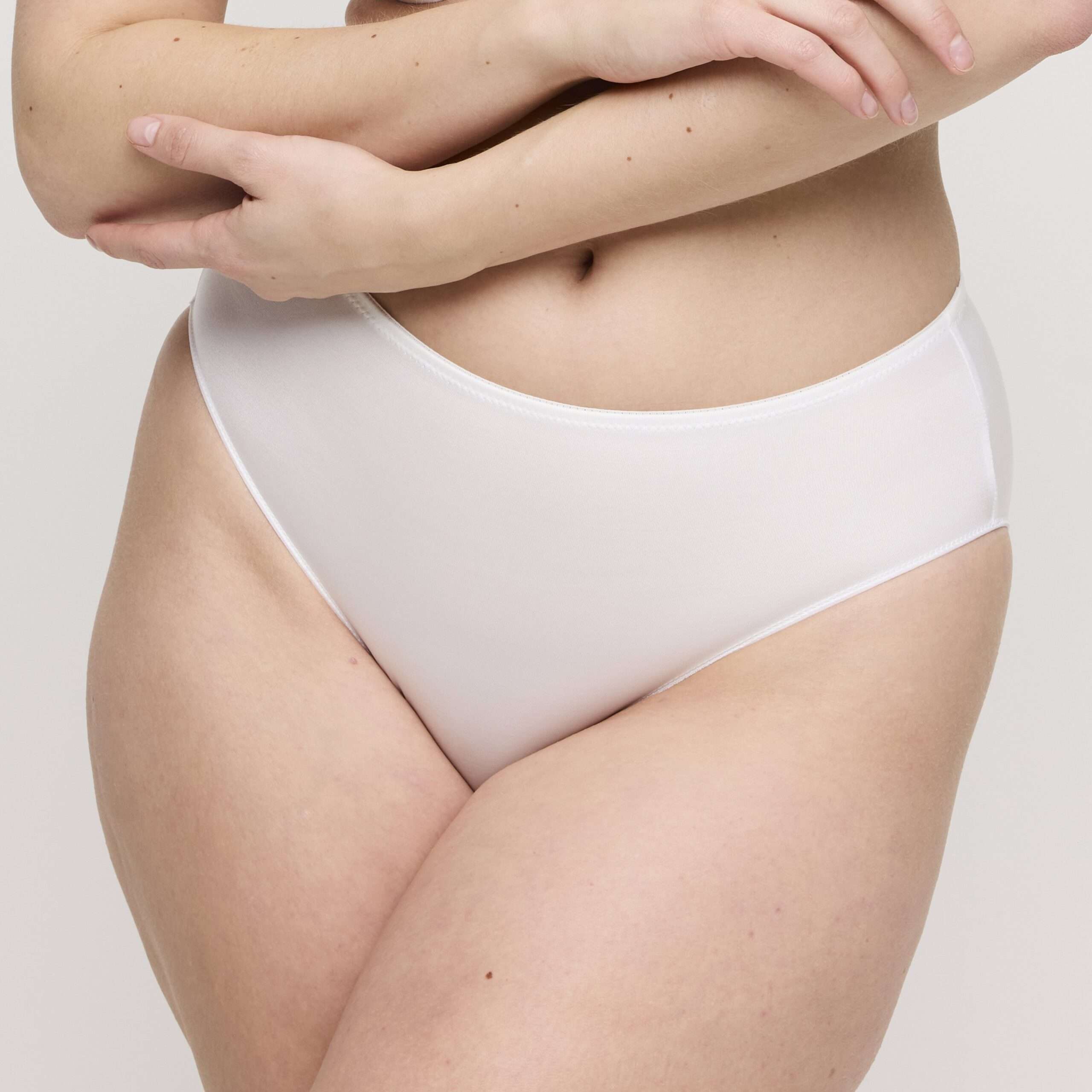 SATIN natuur tailleslip