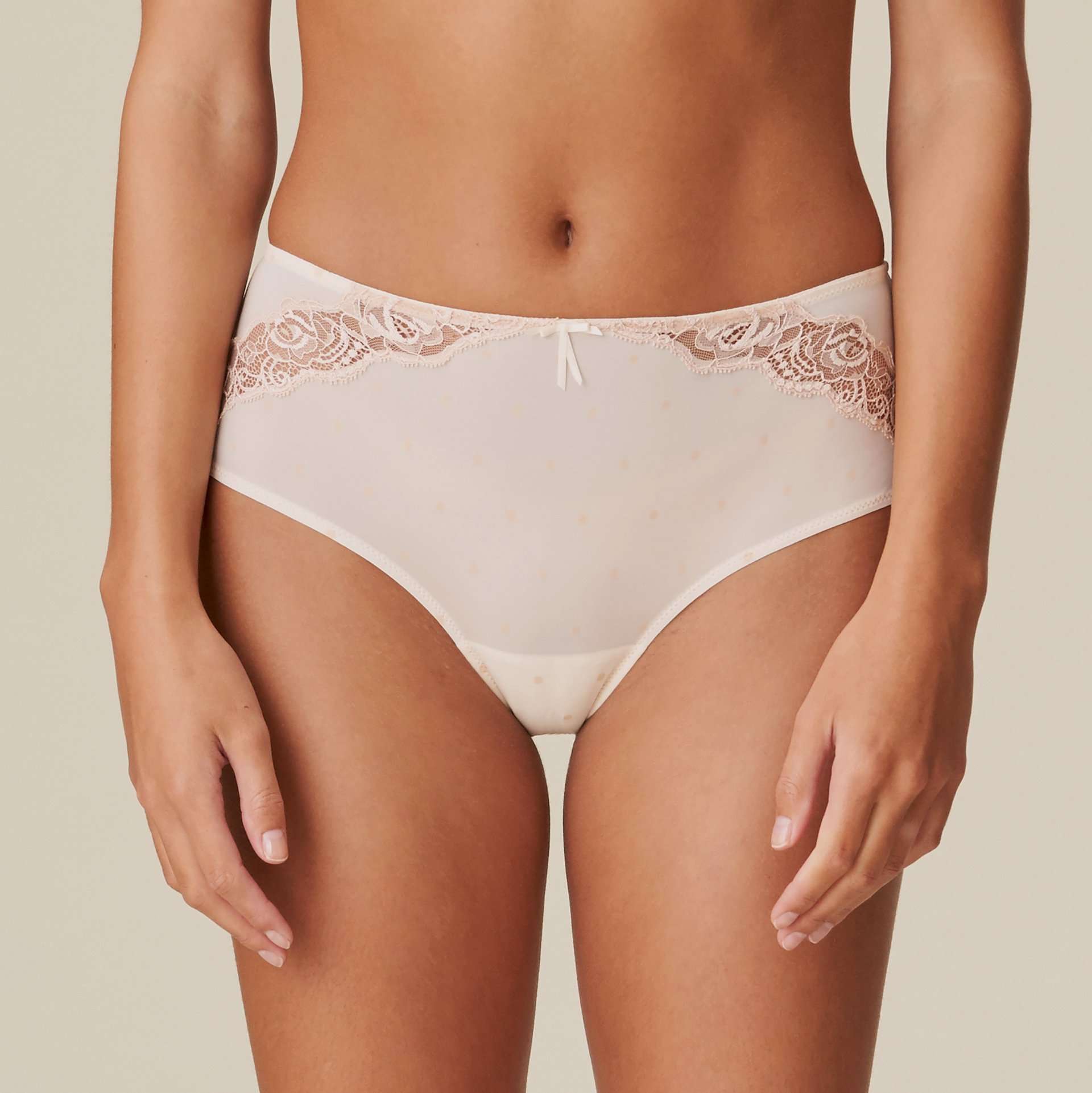 AXELLE Pearled Ivory short