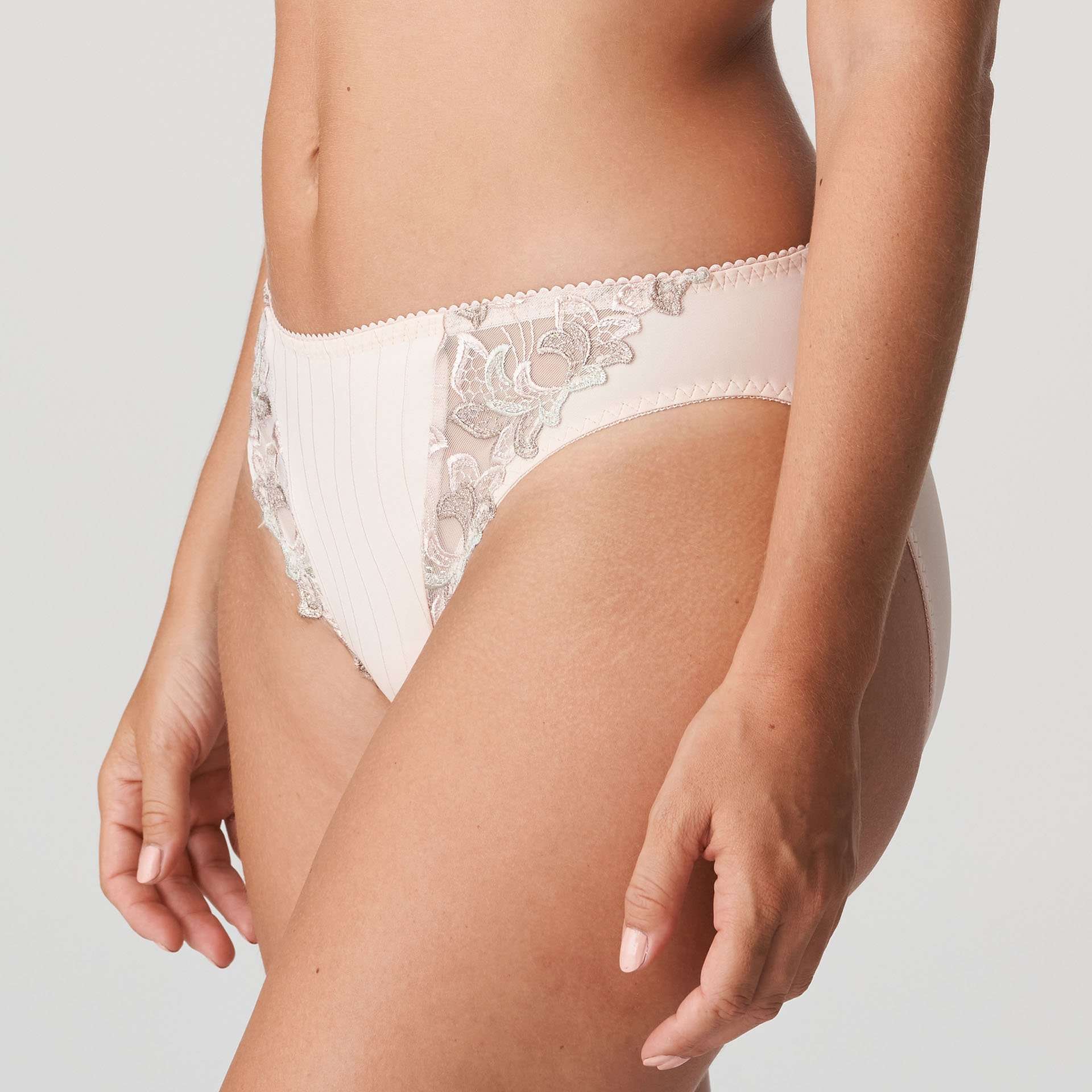 DEAUVILLE silky tan rioslip