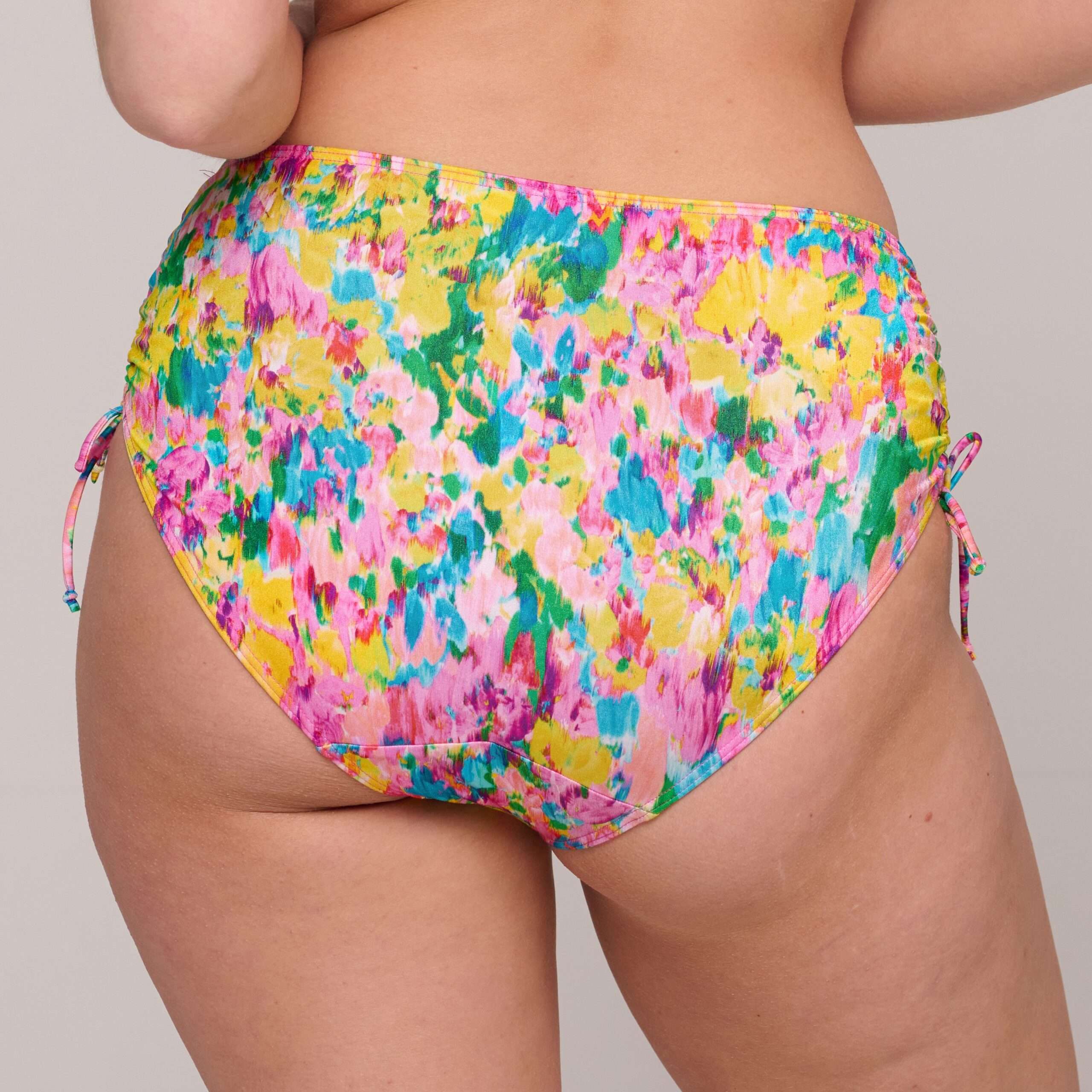 UBUD sun glow bikini tailleslip met koordjes (enkel te koop als setje)