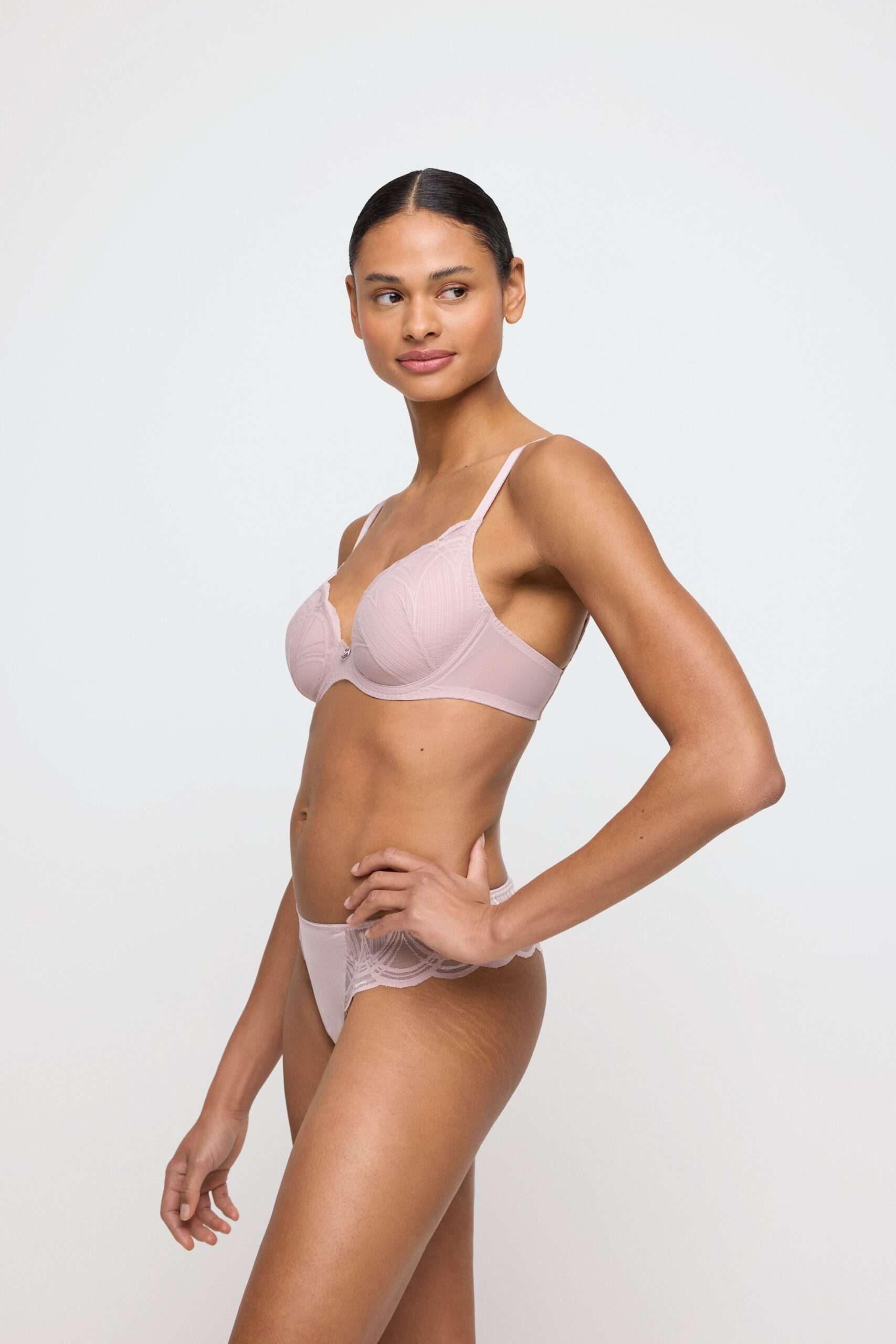 CATHIA bois de rose string