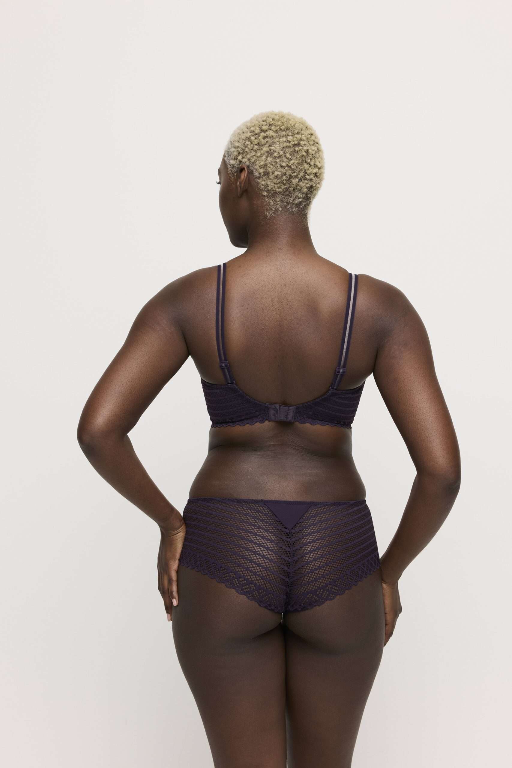 EAST END amethist hotpants