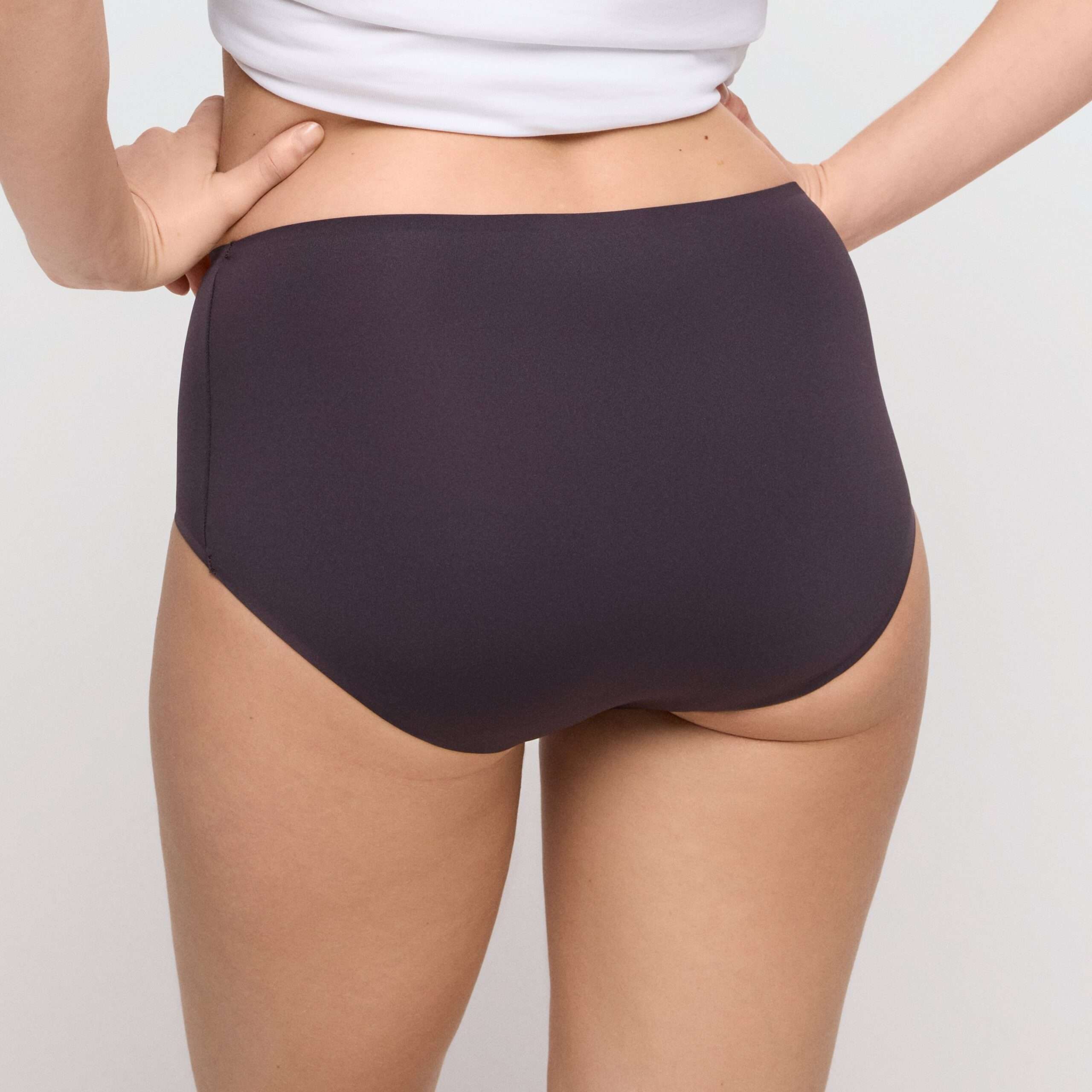 COLOR STUDIO sweet chocolate tailleslip