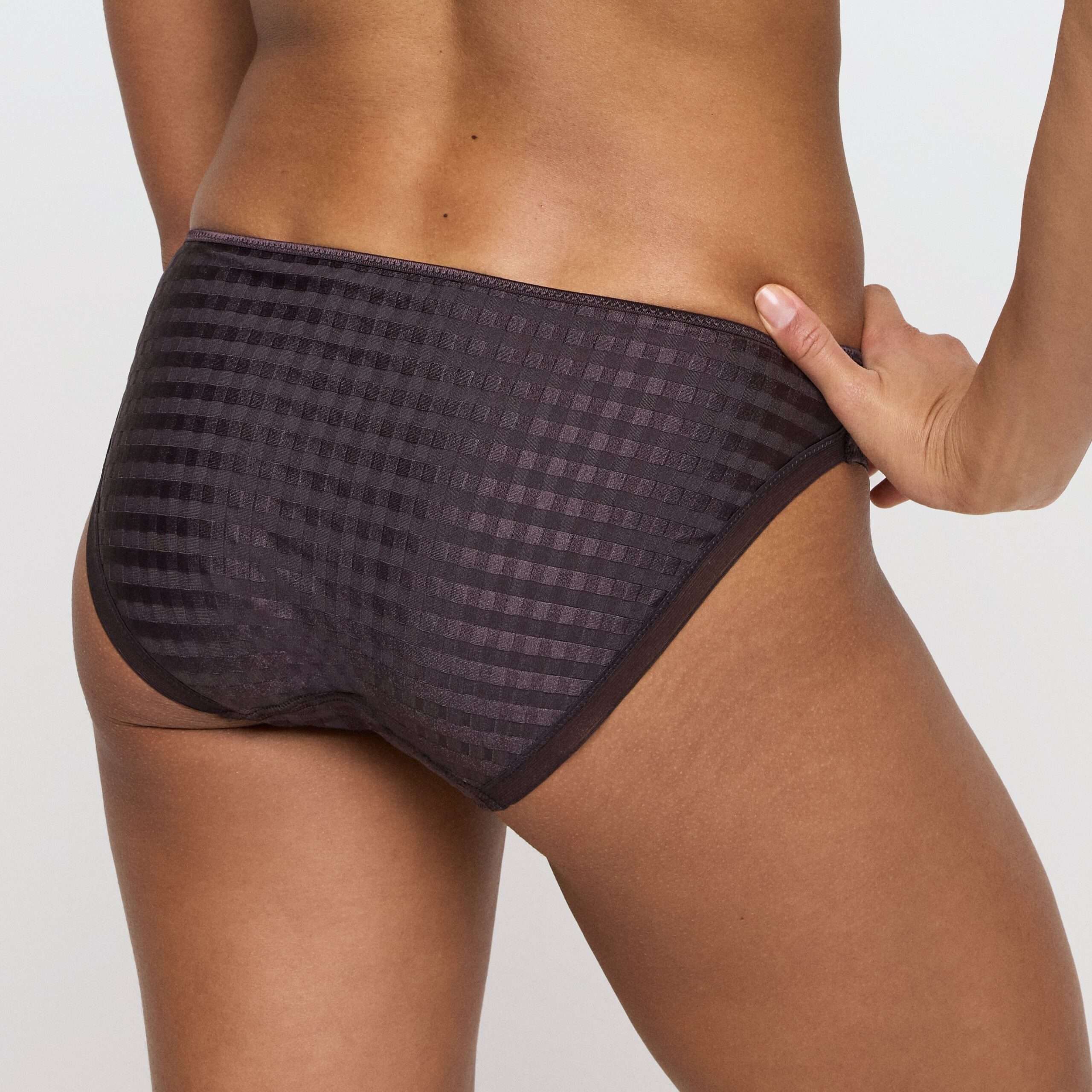 AVERO sweet chocolate rioslip