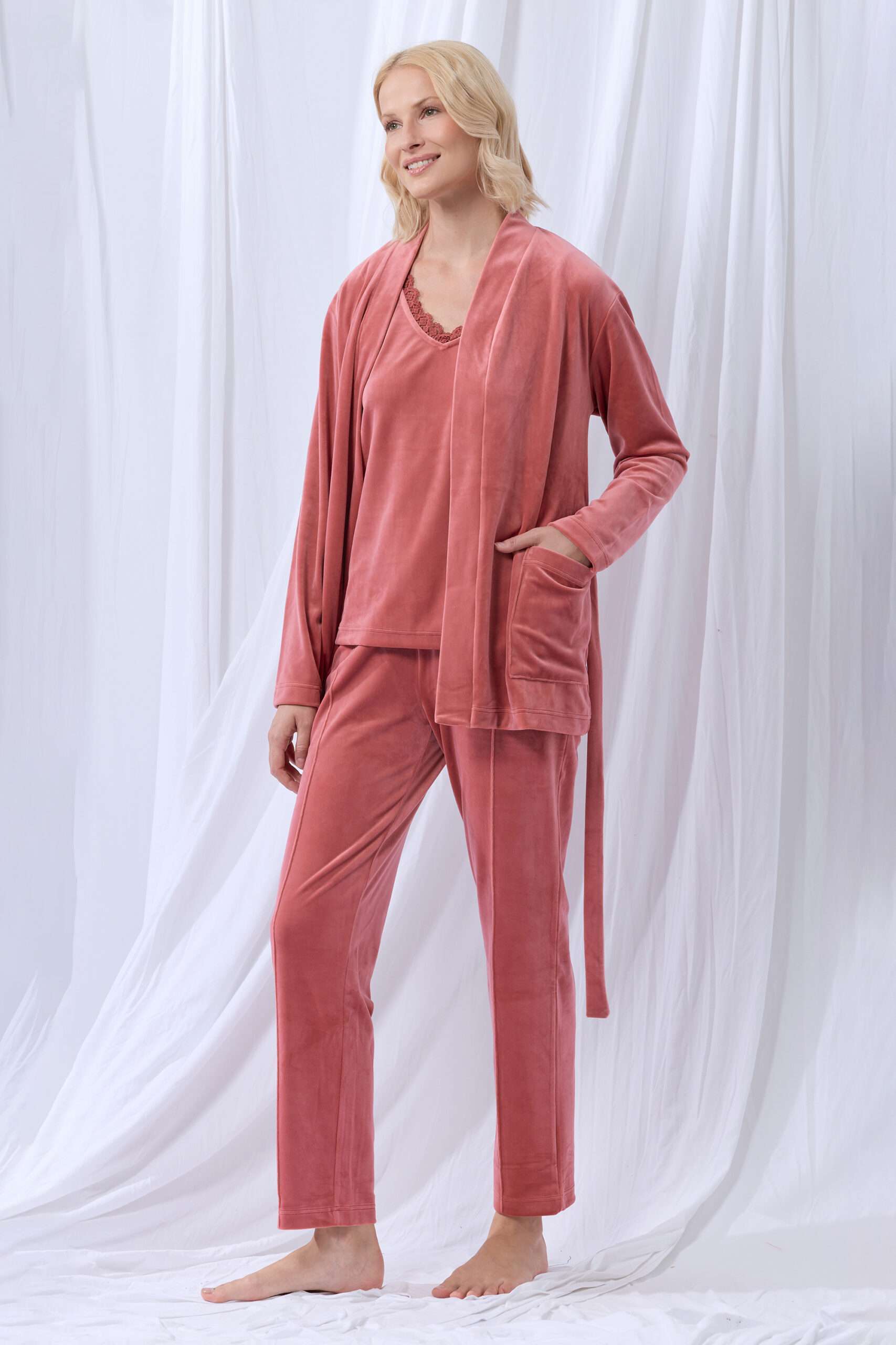 Lords x Lilies Dames Huispak met topje, framboos