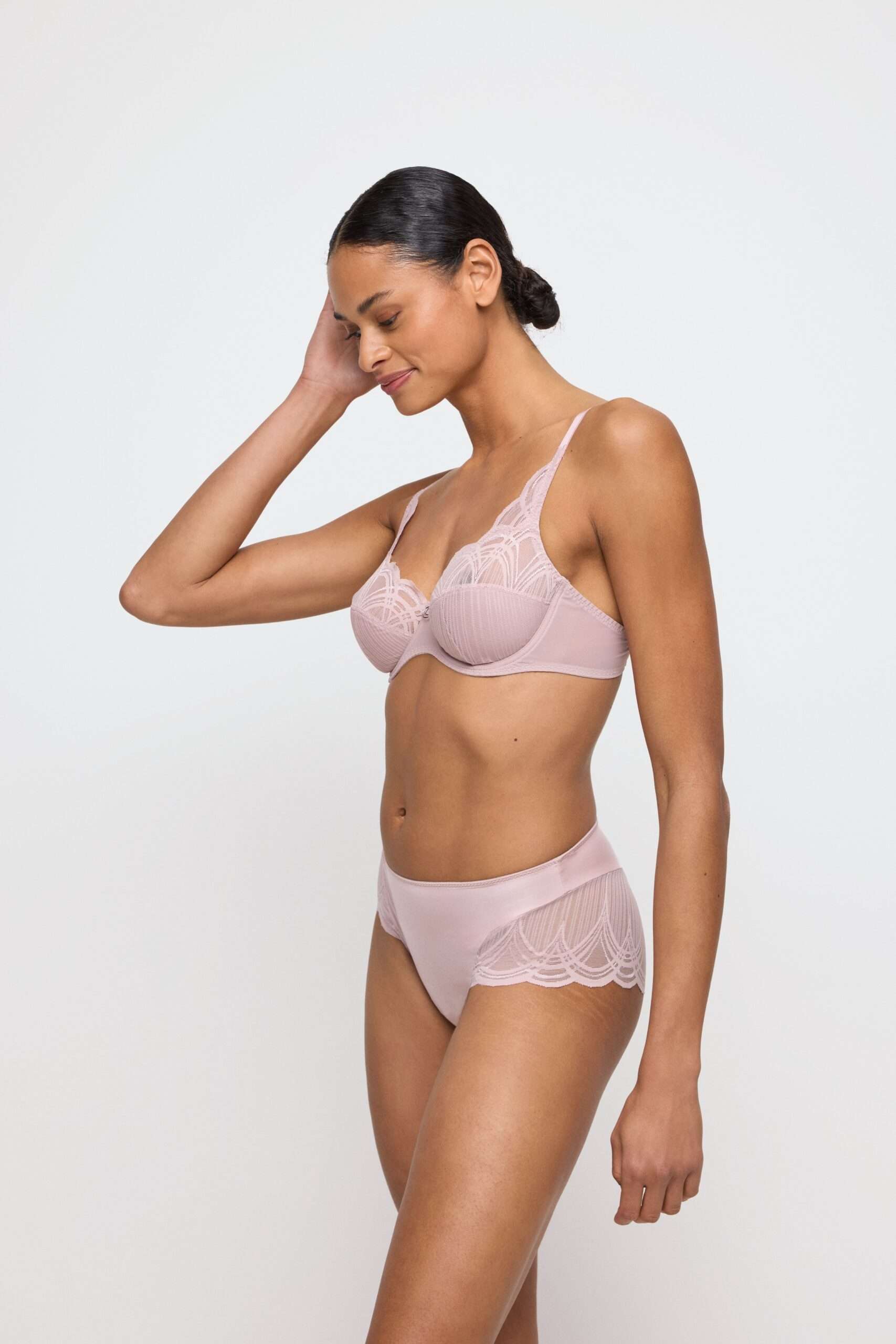 CATHIA bois de rose volle cup bh