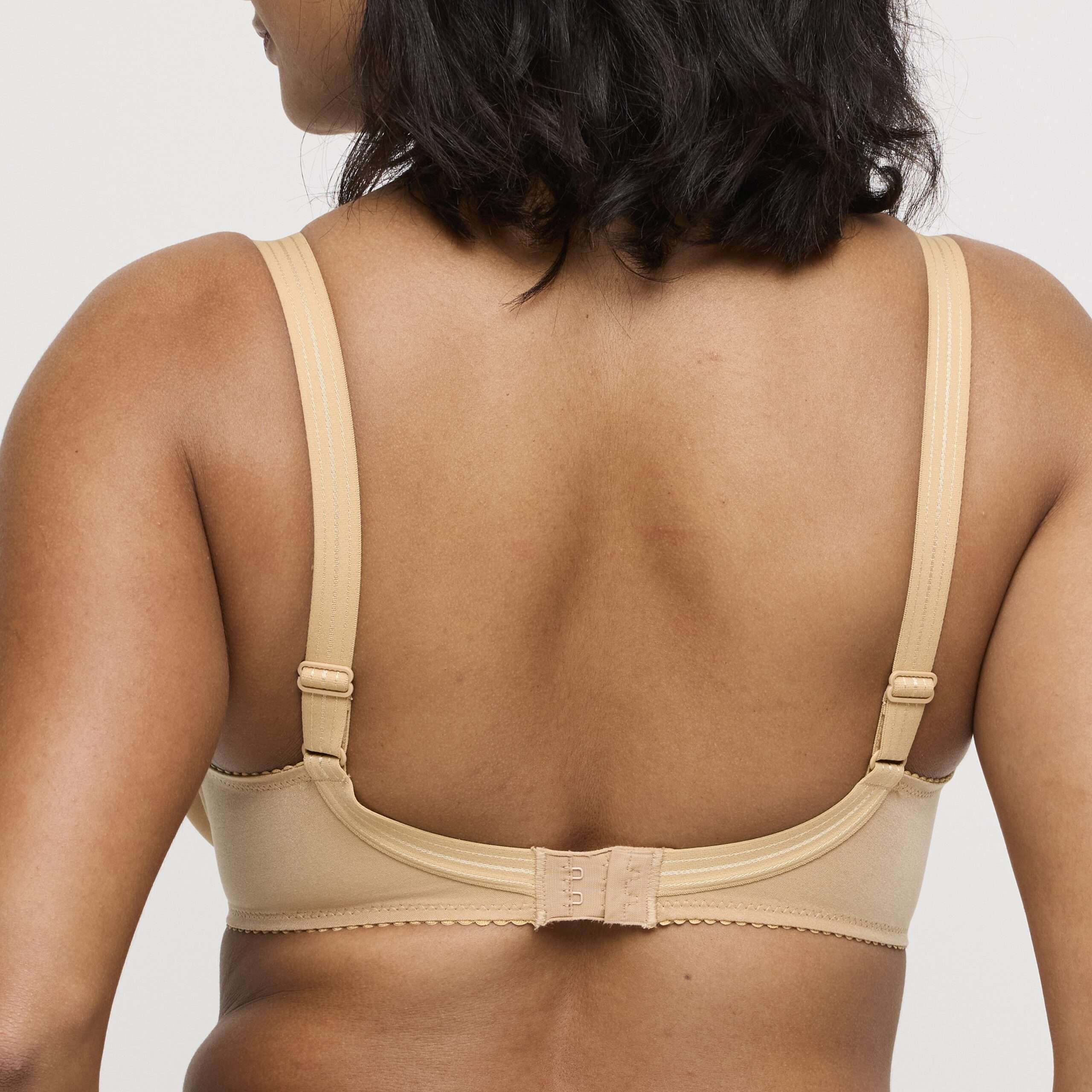 SATIN cognac naadloze beugelbh SATIN cognac naadloze beugelbh