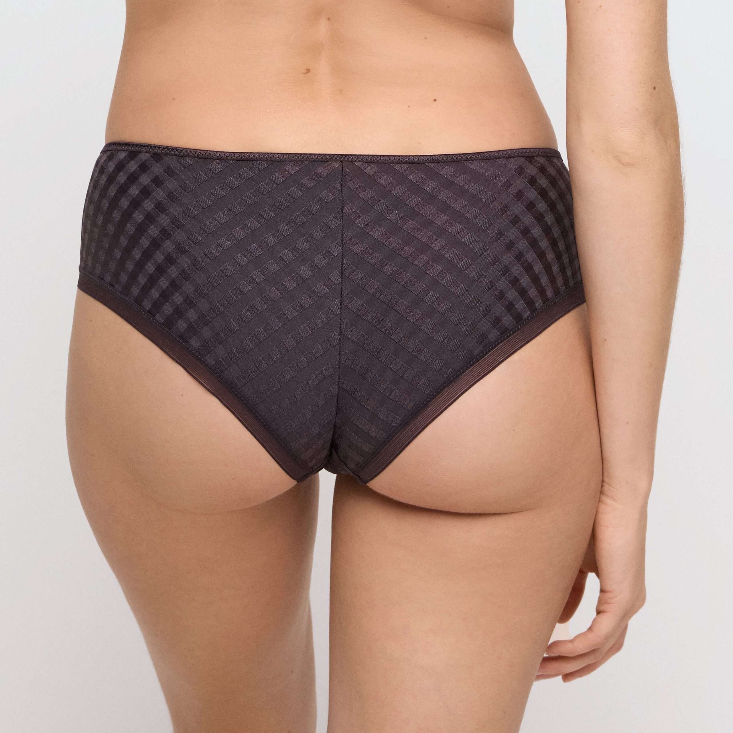 AVERO sweet chocolate hotpants