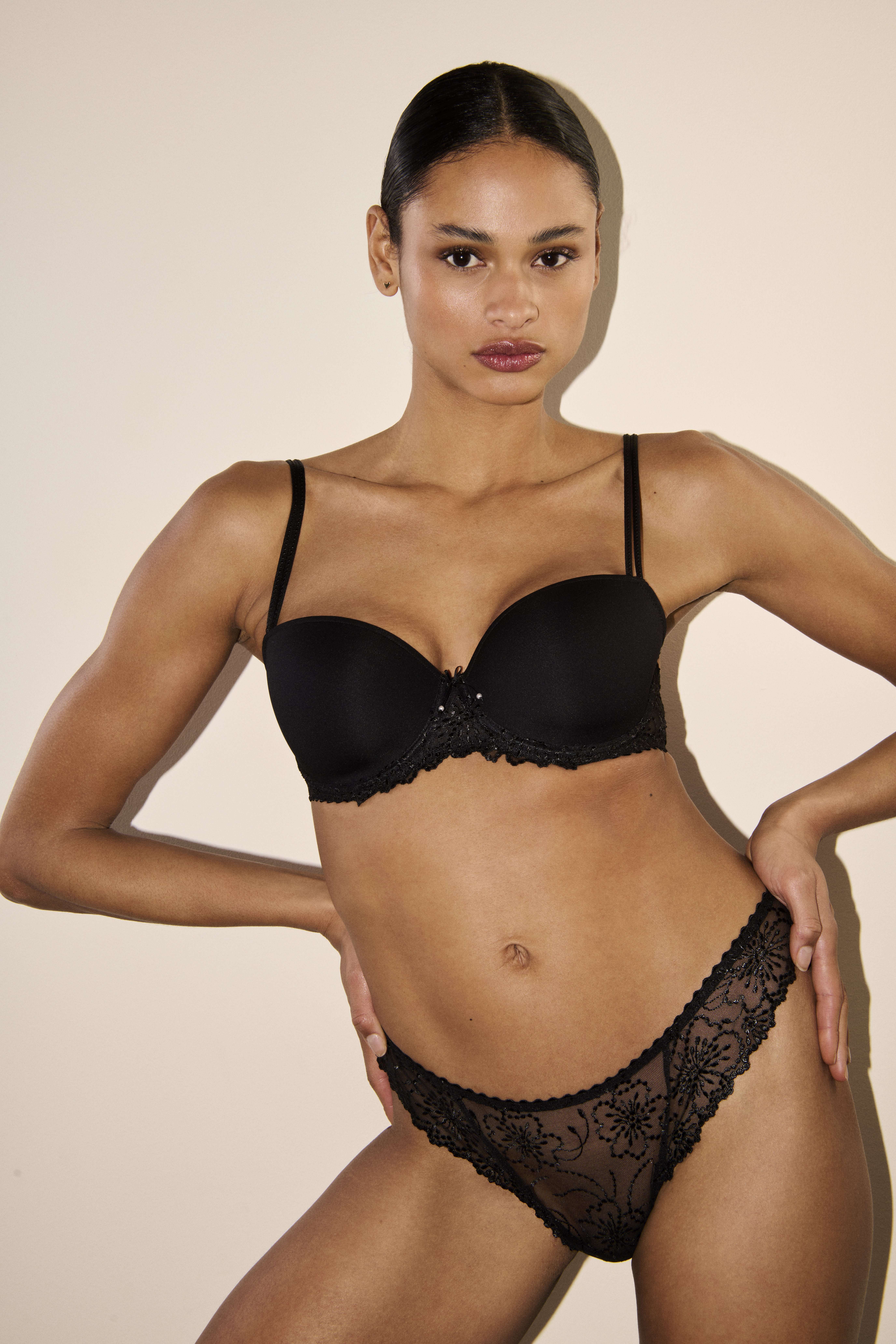 JANE zwart balconnet bh met mousse cups