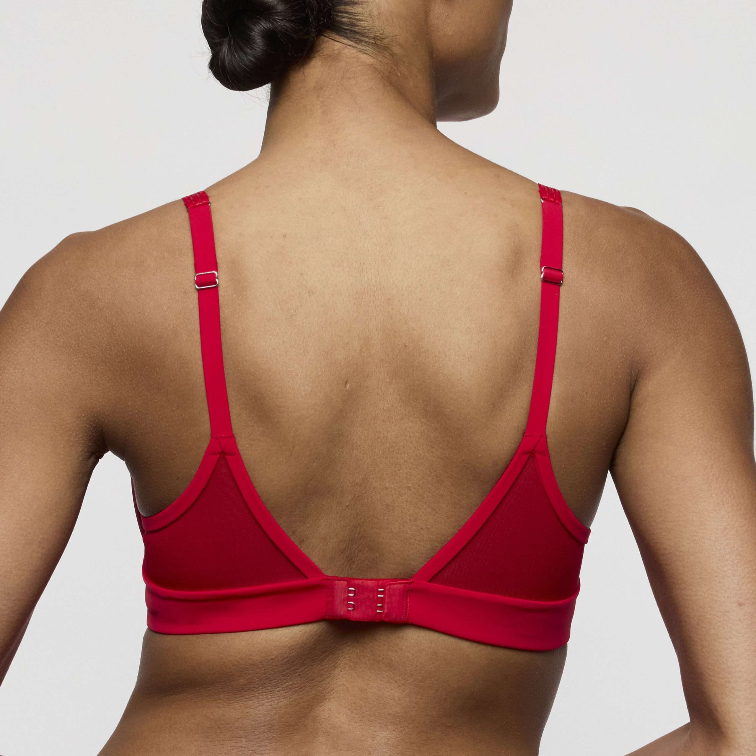 LOUIE true red volle cup spacer bh LOUIE true red volle cup spacer bh