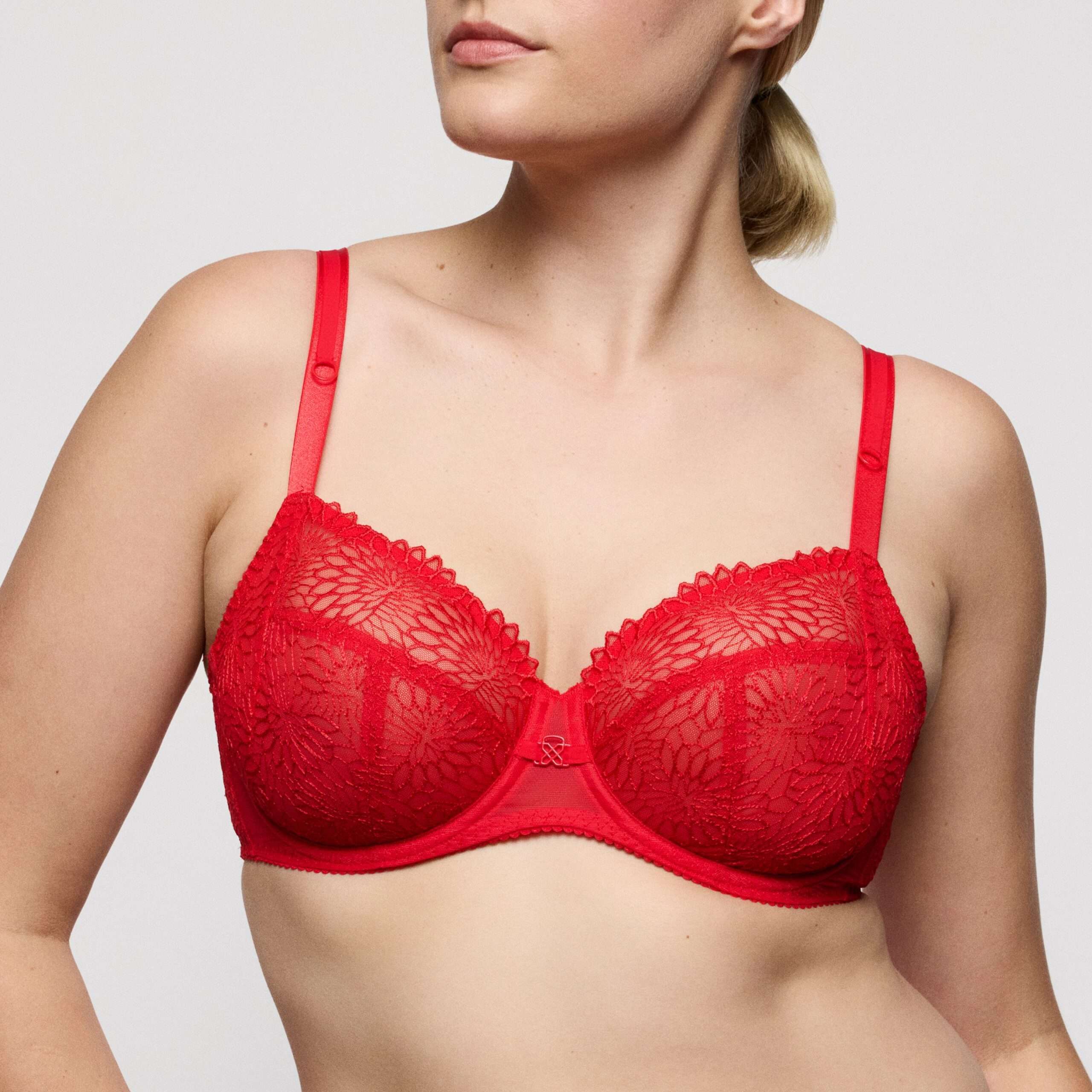 SOPHORA true red volle cup bh