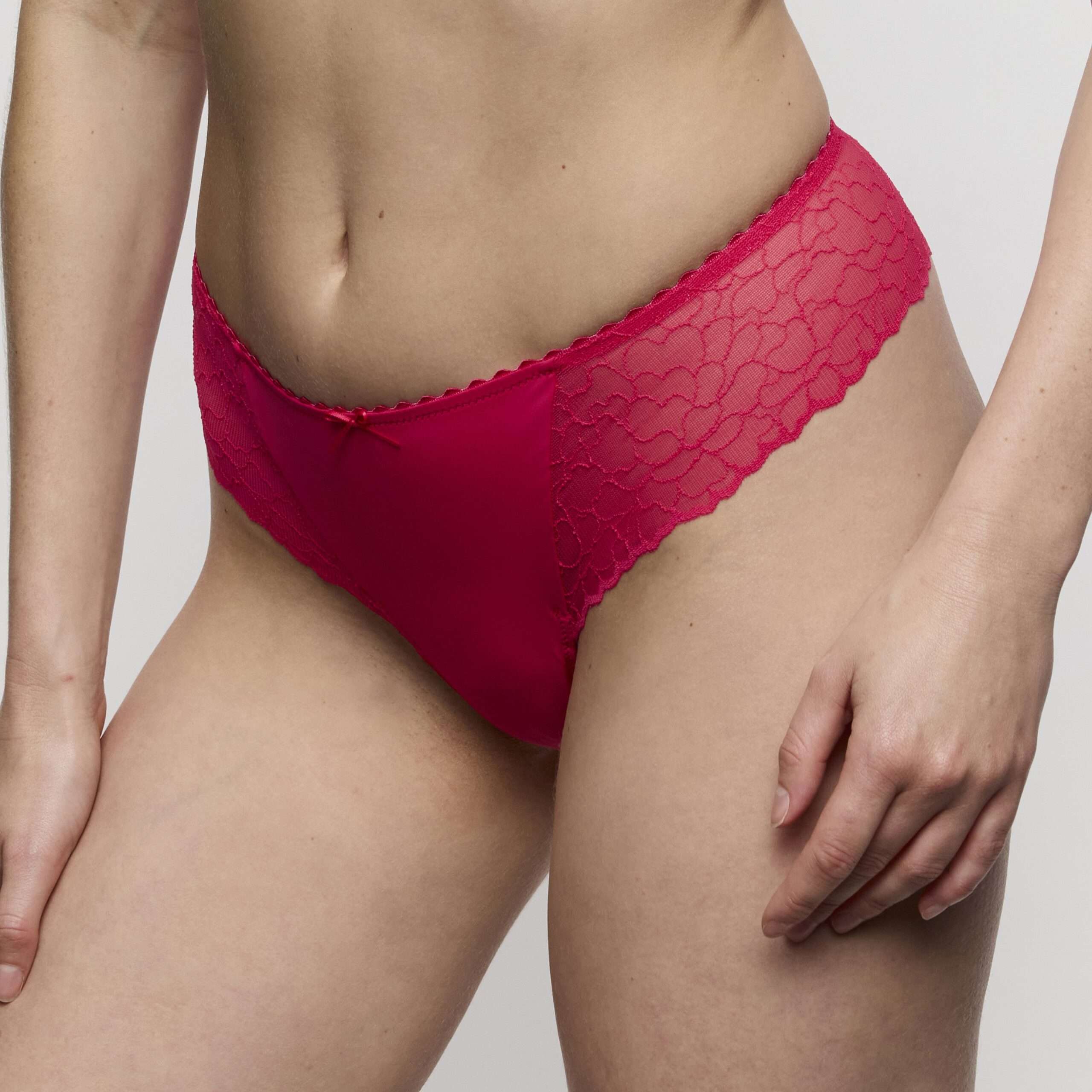 AZELIE framboos string