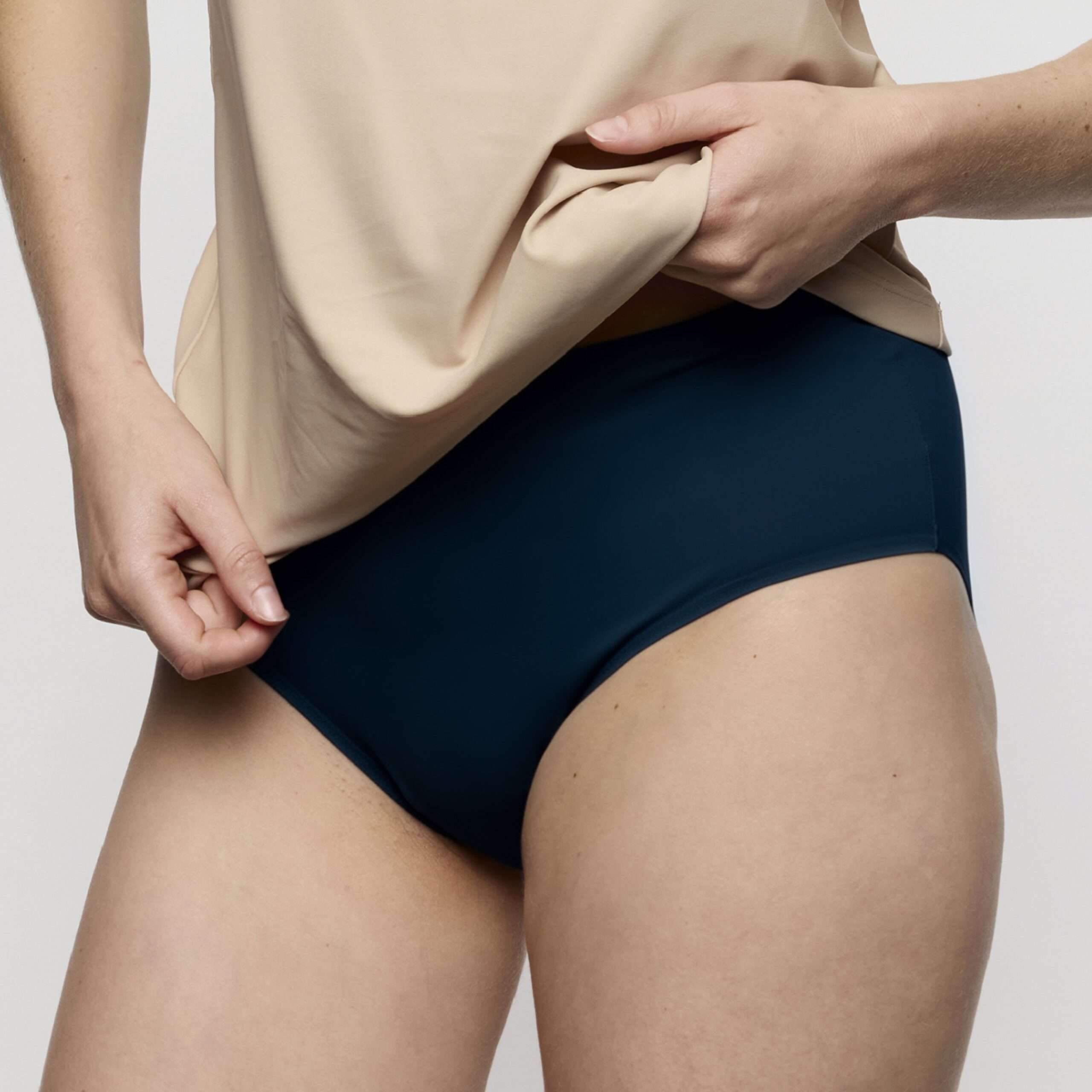 SOFT STUDIO velvet blue tailleslip