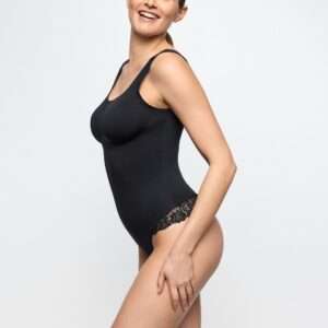 SOFT STUDIO zwart body